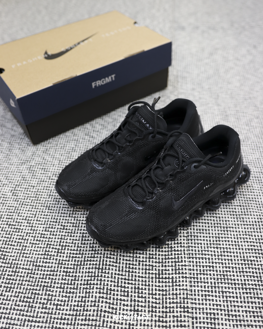 [海外連線預定] 男女鞋 FRAGMENT x NIKE LIQUID MAX 'Black' 黑魂 藤原浩 全氣墊 閃電 慢跑鞋【IQ8601-001】