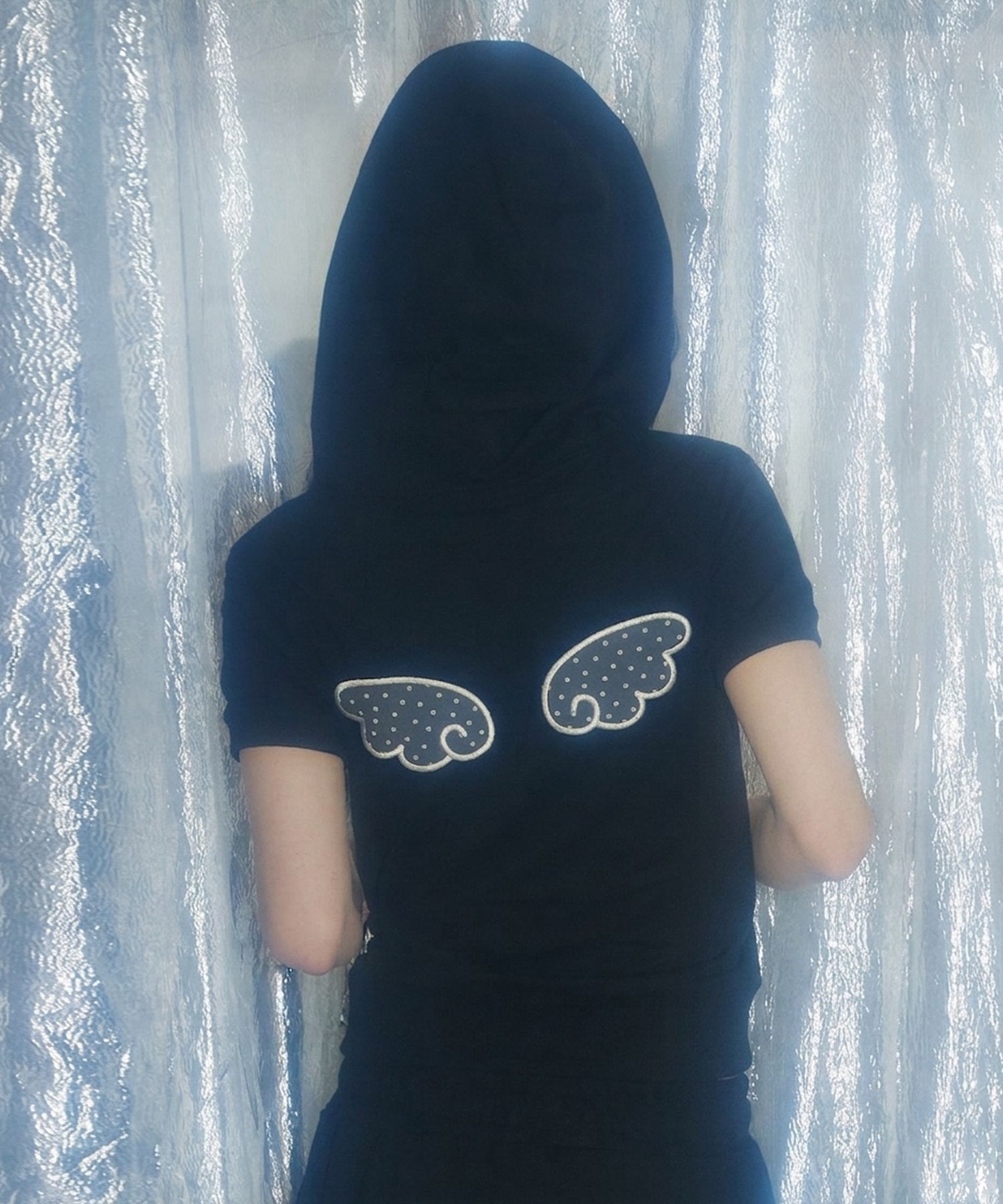 SLEEKGLOW 天使貼布繡半開拉鍊連帽上衣 黑色 SGBF14HZ001-1