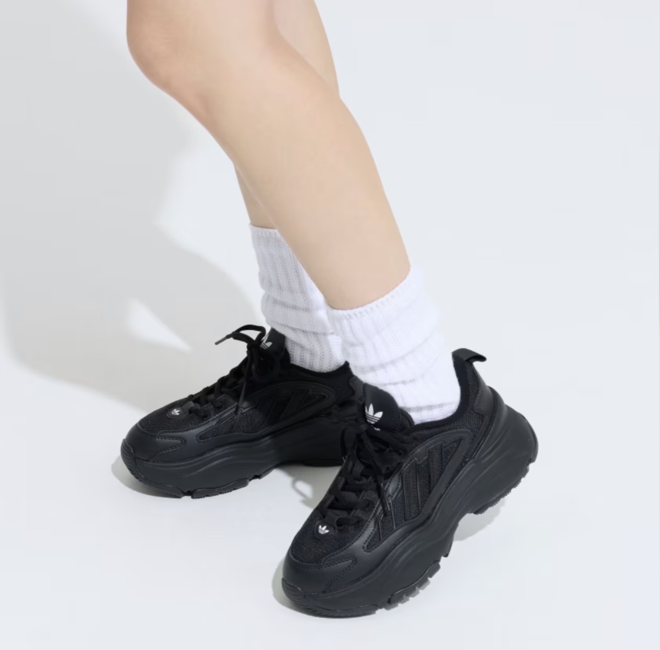 [Pre-Order] Adidas Ozgaia