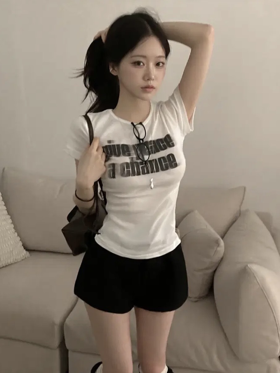【網站限時優惠】Give Peace a Chance Tee