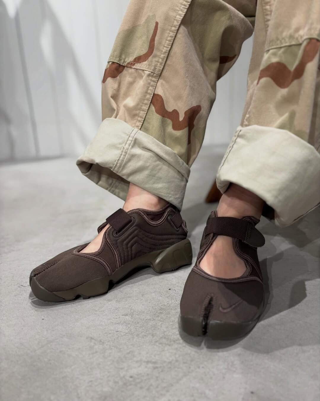 Nike Air Rift Neo 日本新款 橄欖綠 墨綠 瑪莉珍 分趾鞋 忍者鞋 IV6058-200