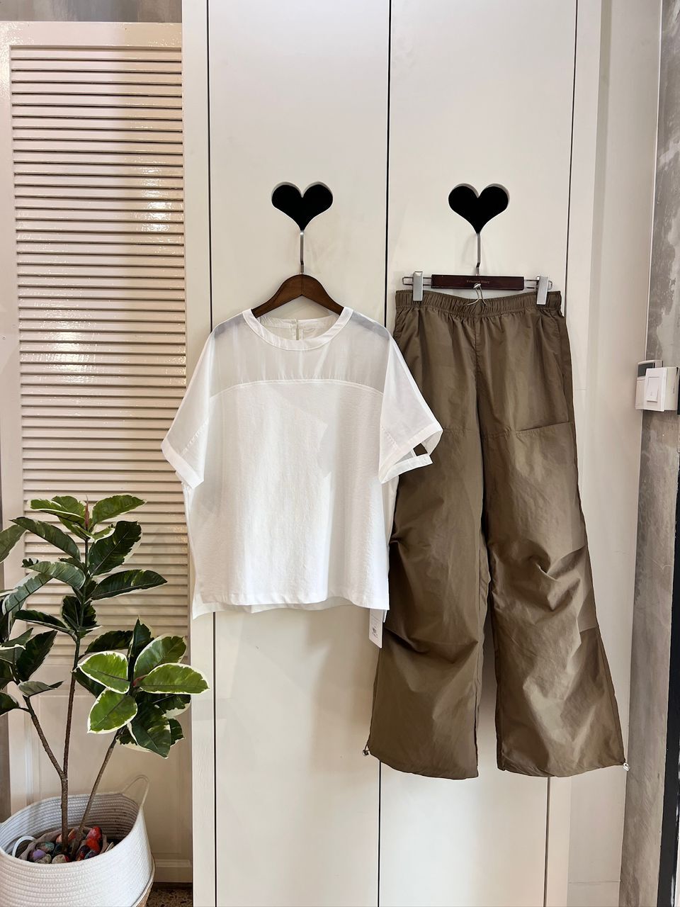 B4293 RM109 ▶️網狀拼接上衣 👉B:98cm L:65cm