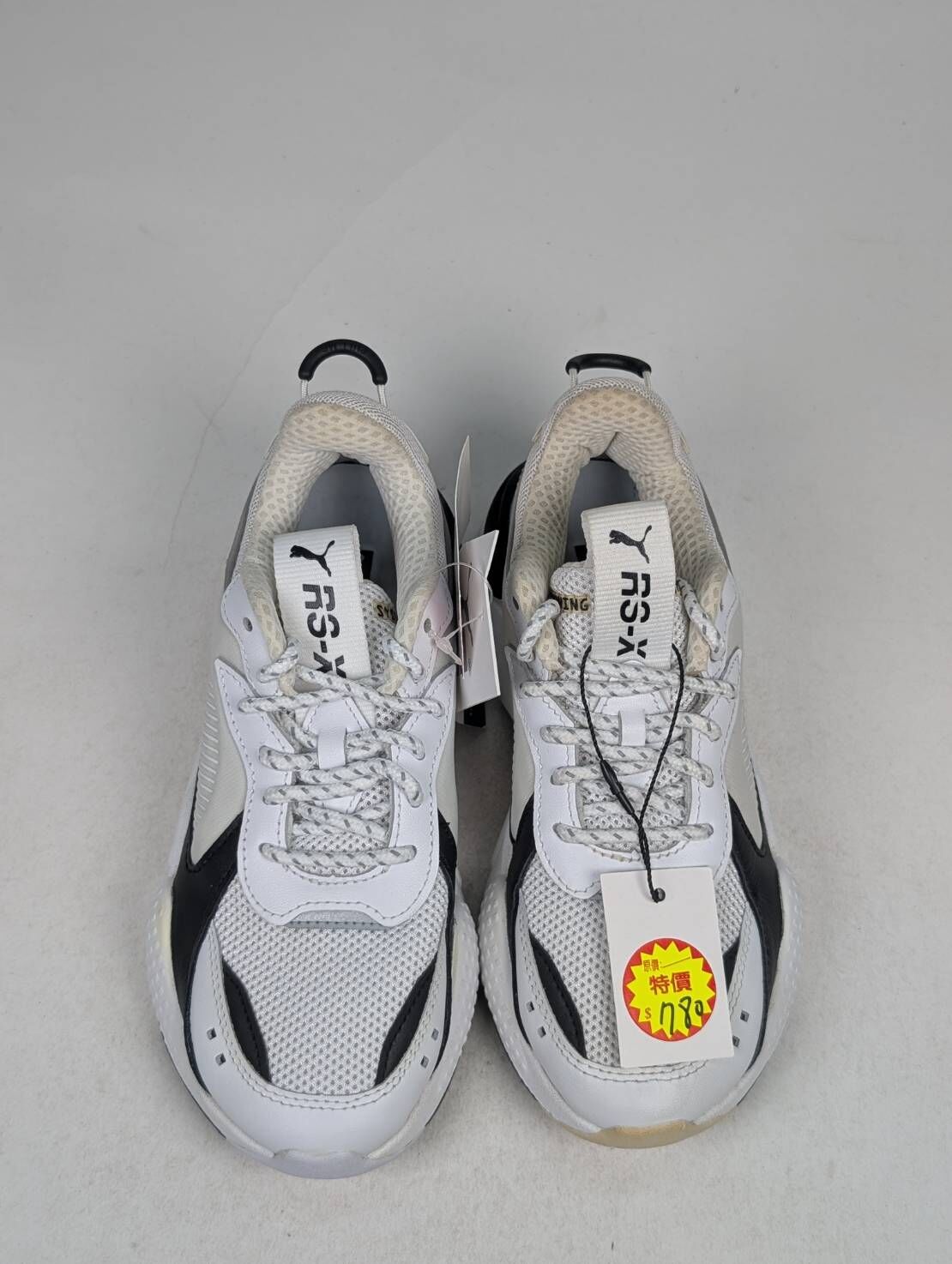 微瑕疵-左右腳鞋面泛黃左腳鞋底泛黃 369666-01 W4 Puma Rs-x Core 白黑  老爹鞋 泫雅