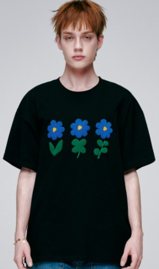 CR260504-R35 FLO T-SHIRTS (BLACK)