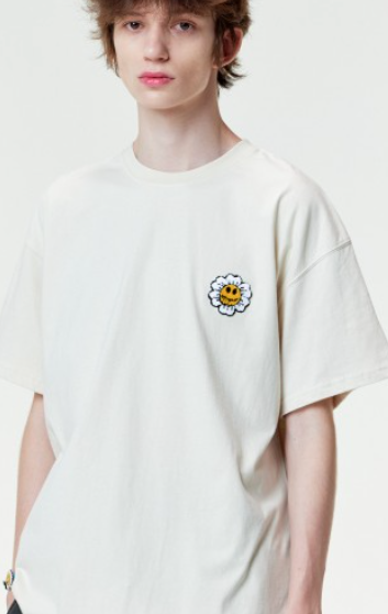 CR260504-R52 DAISY SMILE T-SHIRTS (CREAM)