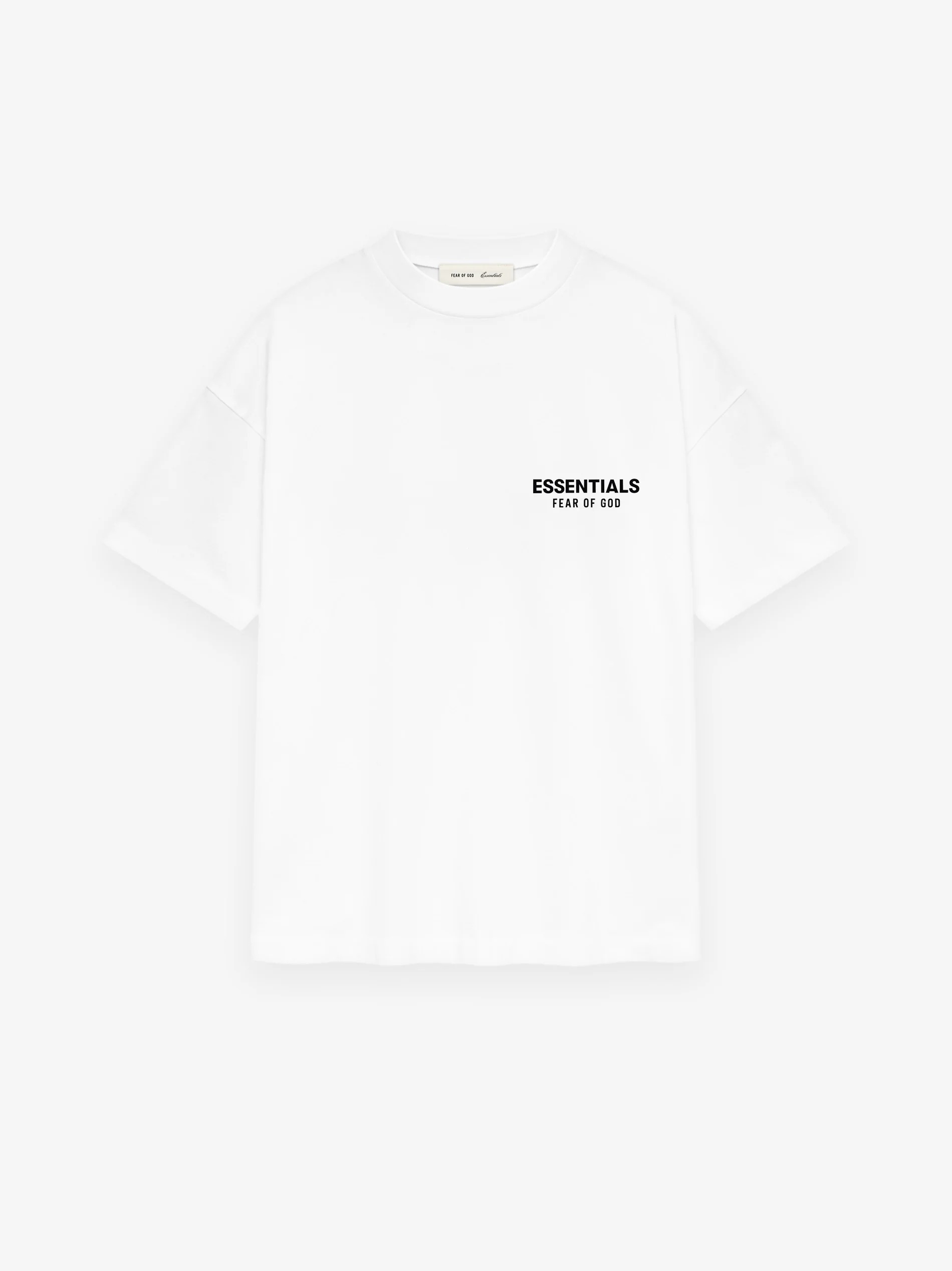 Fear Of God Essentials SS26 Classic Fit Tee Bright White 前面LOGO款