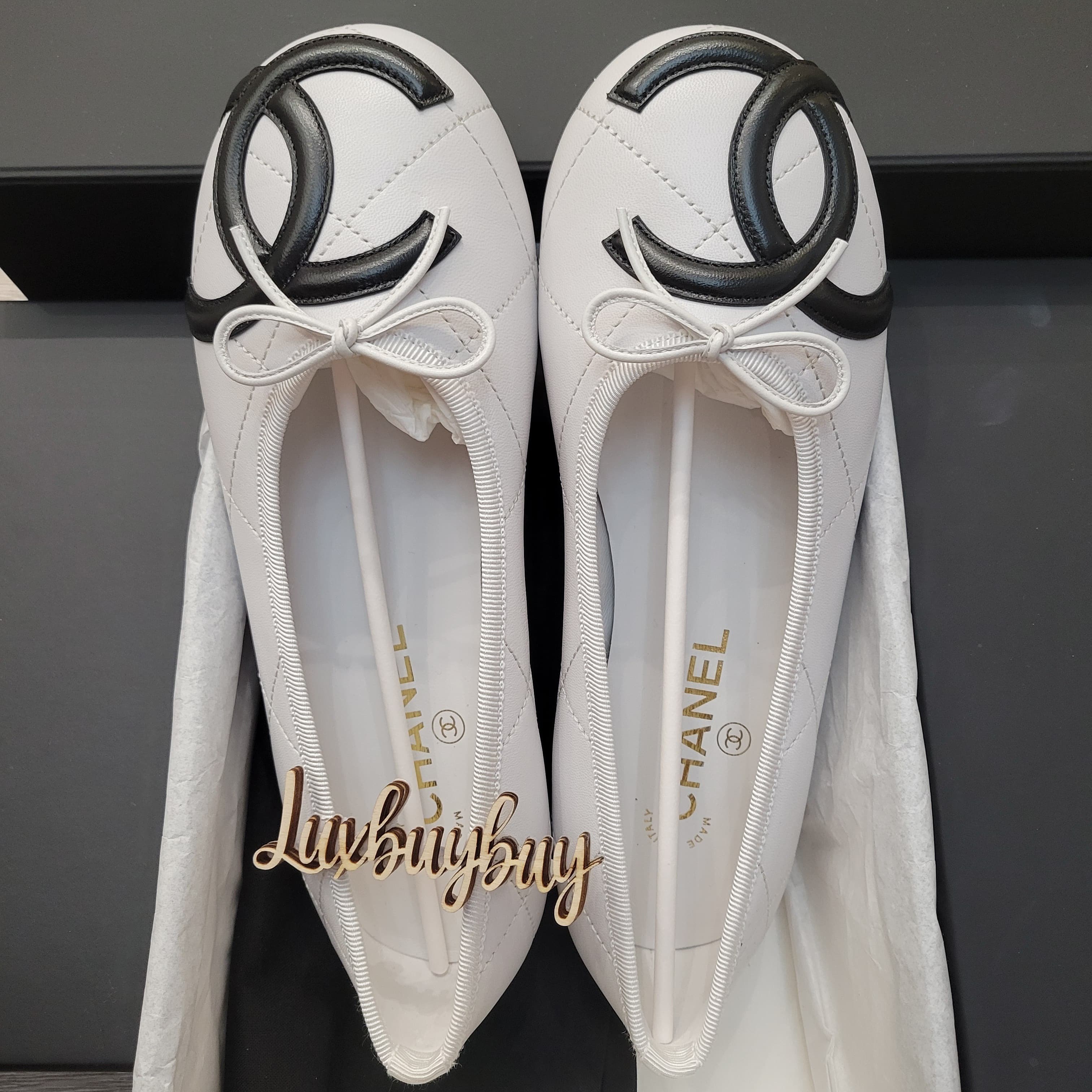Chanel Cambon Ballet Flats White & Black Size 37 芭蕾舞平底鞋