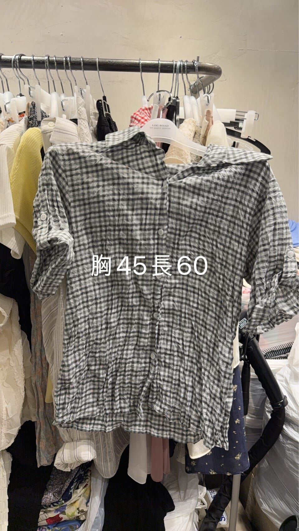 LR6214 皺皺格紋修身襯衫