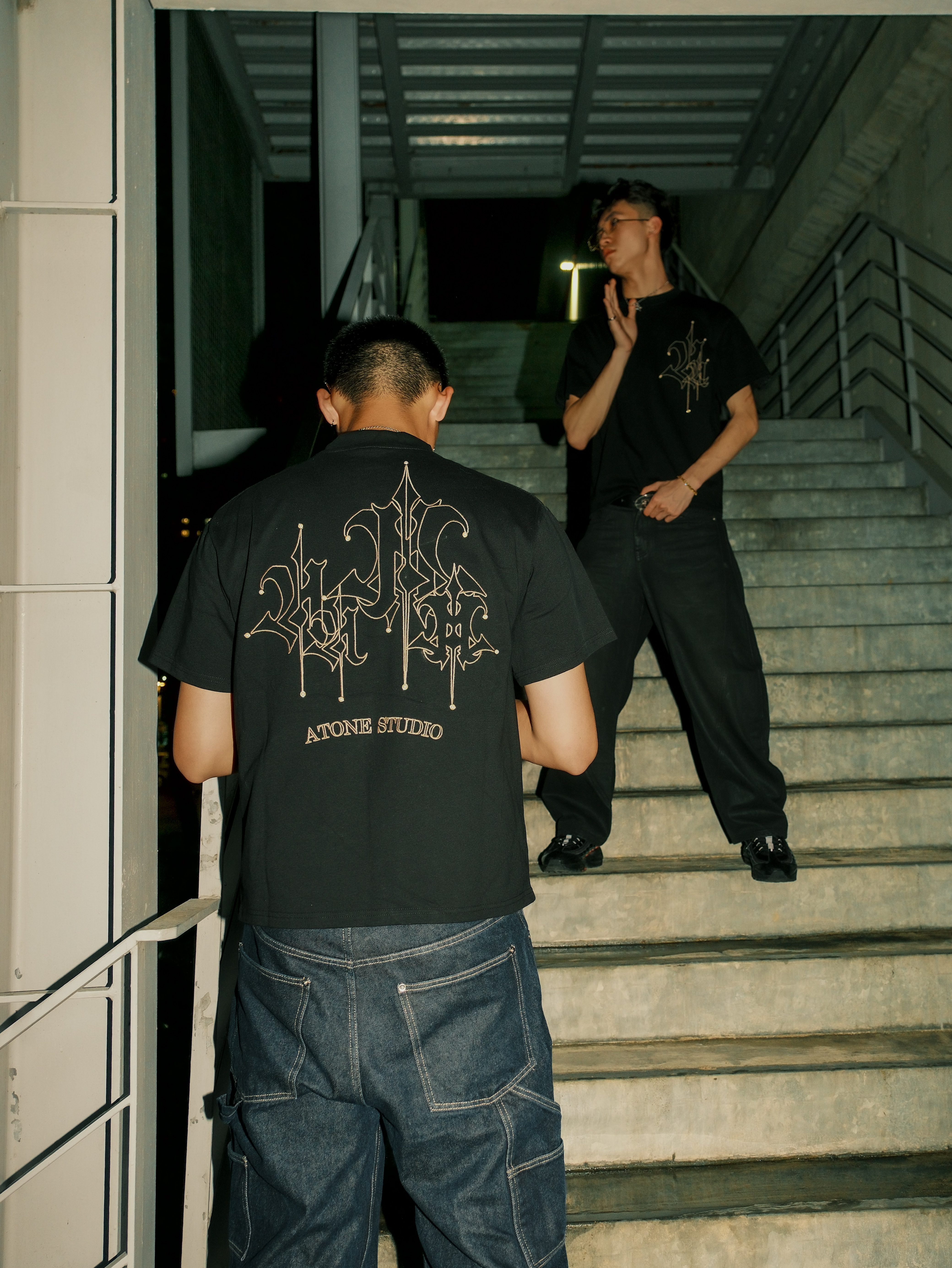 Atone studio 25ss "G.O.A.T" pearl logo T