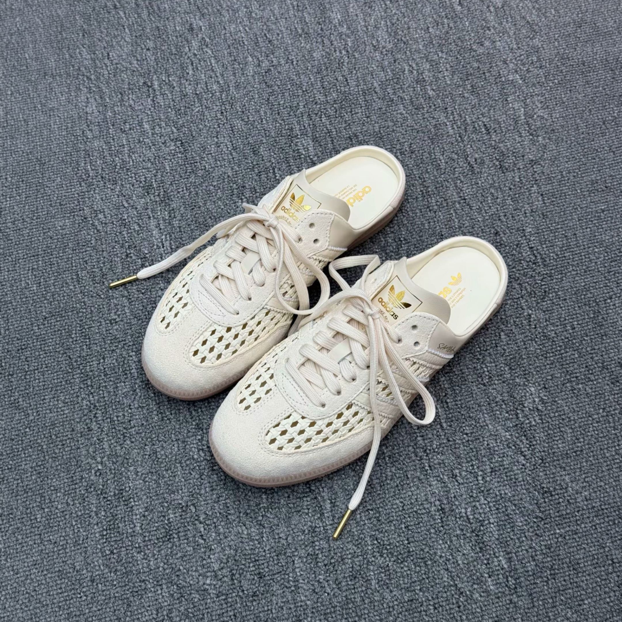 NICEDAY 代購 Adidas Originals Samba Mule 淺米色 包頭鞋 舒適 鬆弛 拖鞋 KH7719