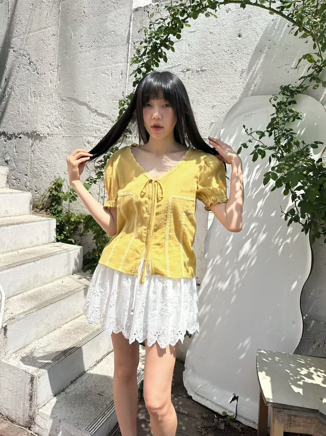 V棉麻綁帶襯衫