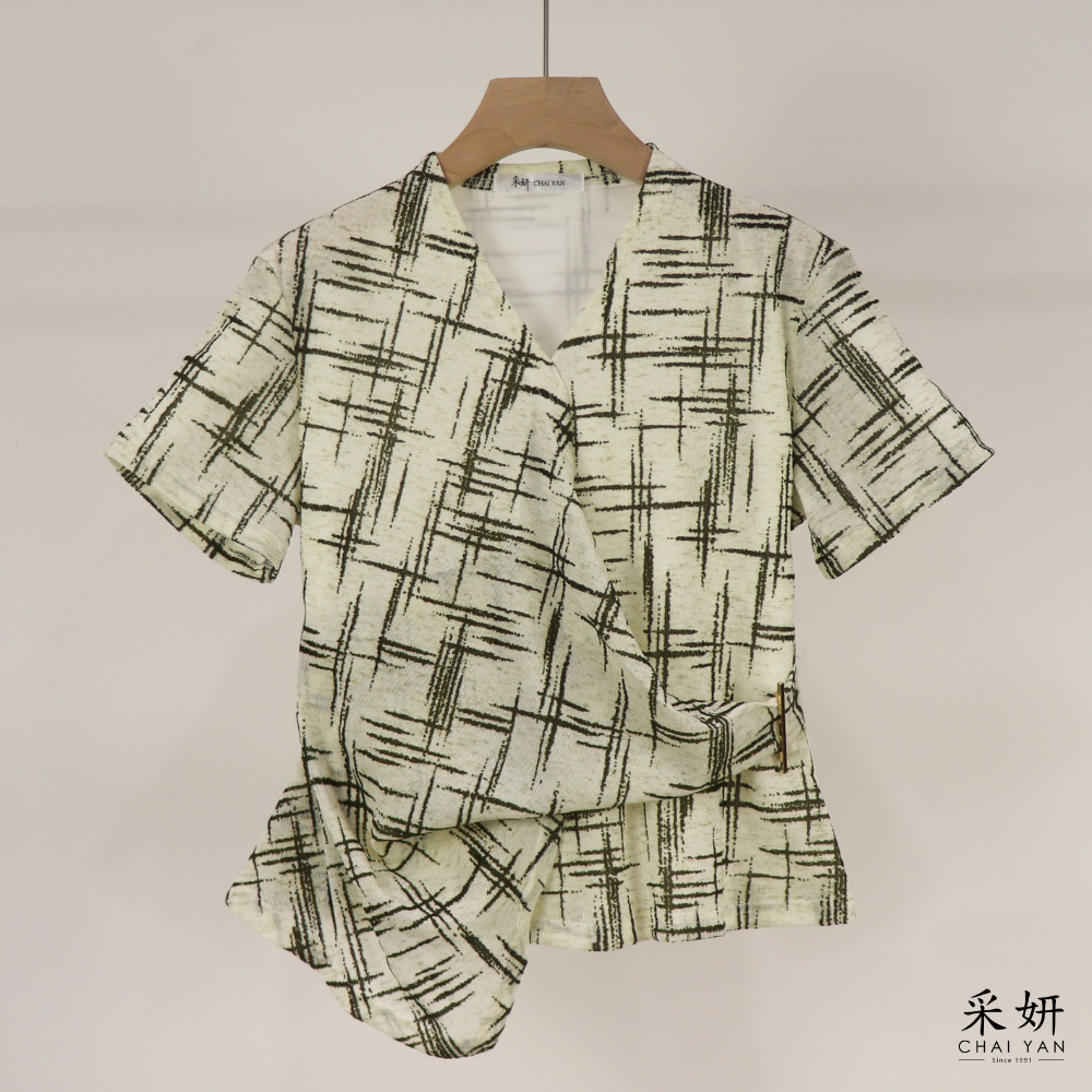 十字紋網紗短袖上衣