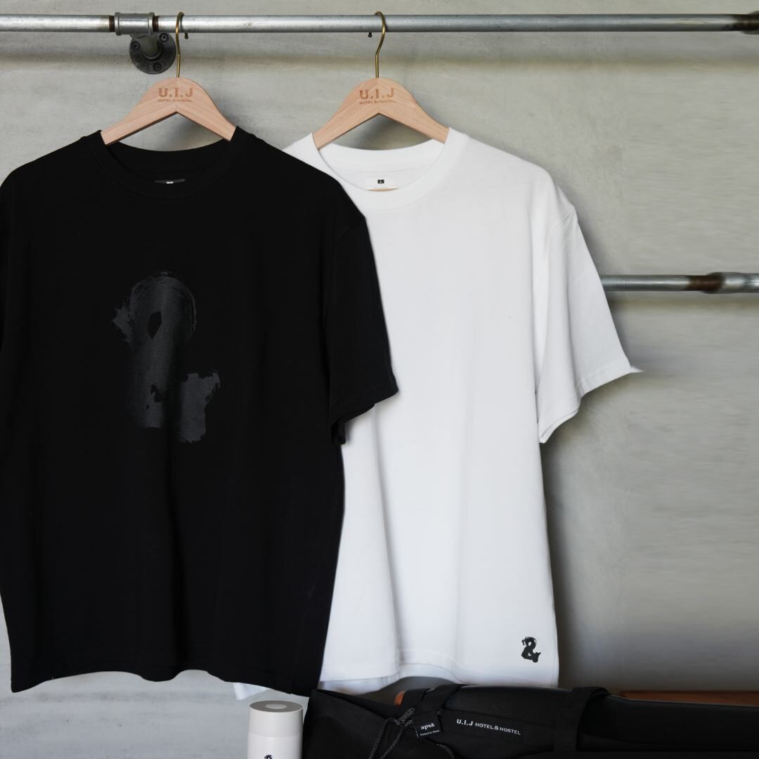 林青那 “&”短袖T-shirt