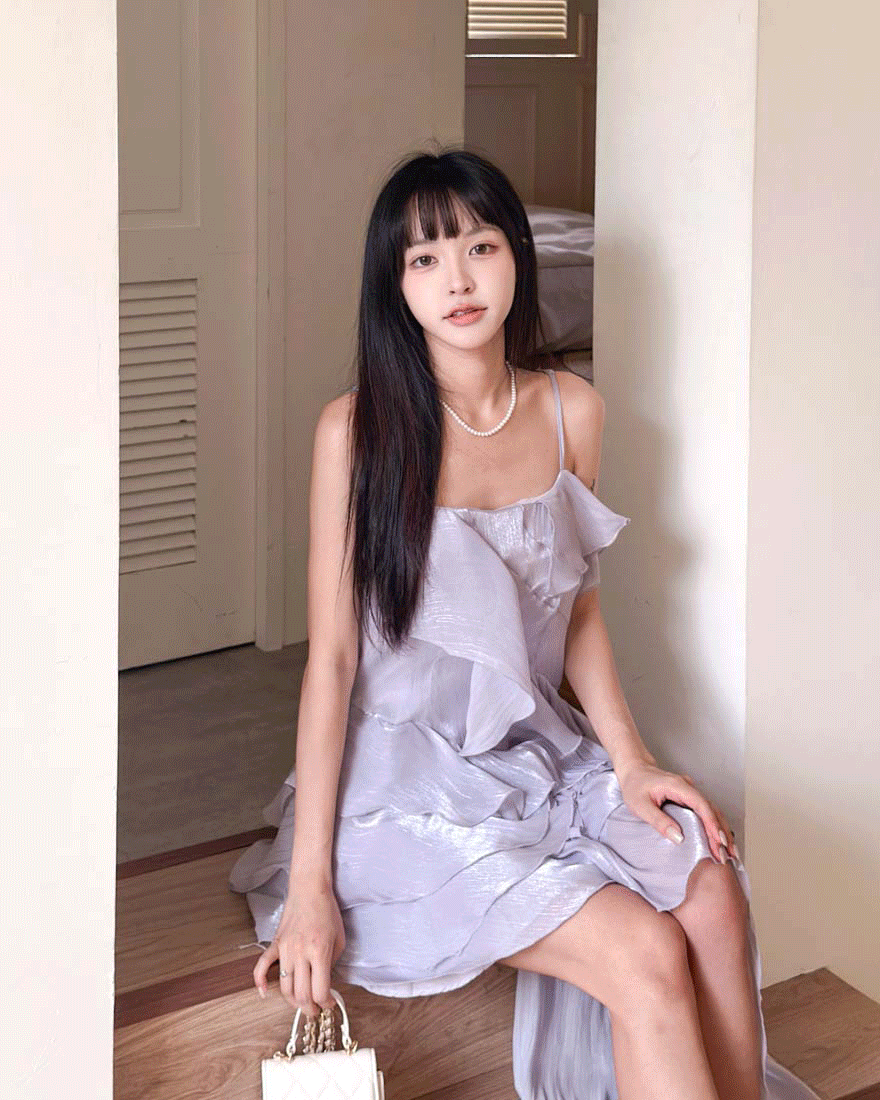 LINA LINA仙女光韻層次荷葉蛋糕斜擺絲光洋裝-夢幻紫