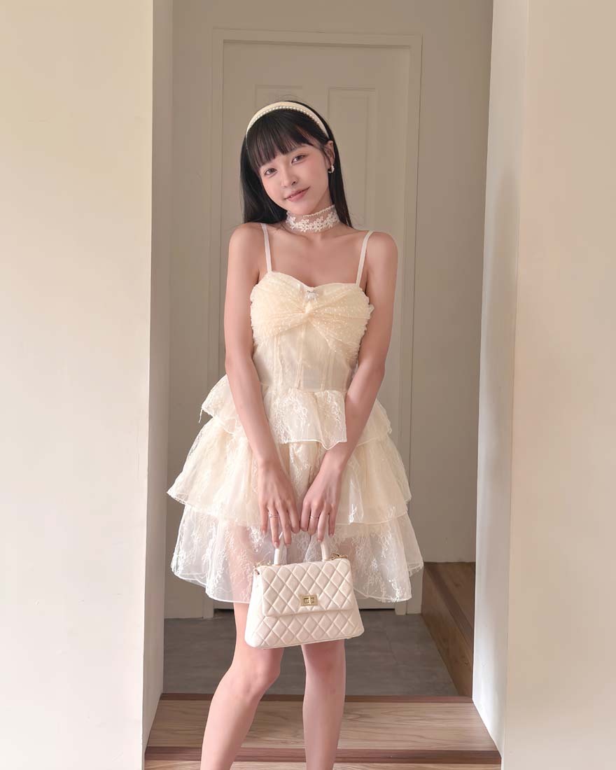 LINA LINA精緻甜光波點亮片刺繡網紗蕾絲洋裝-優雅杏
