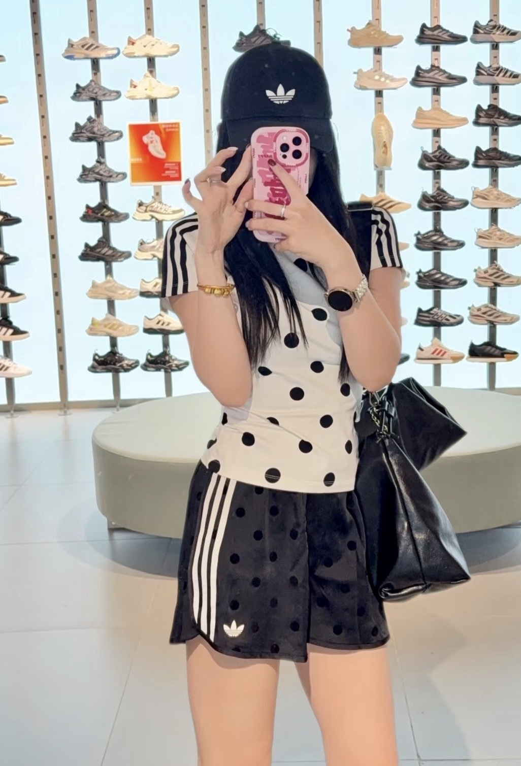 <復古風潮💫> Adidas Originals波點短跑短褲 黑/藍