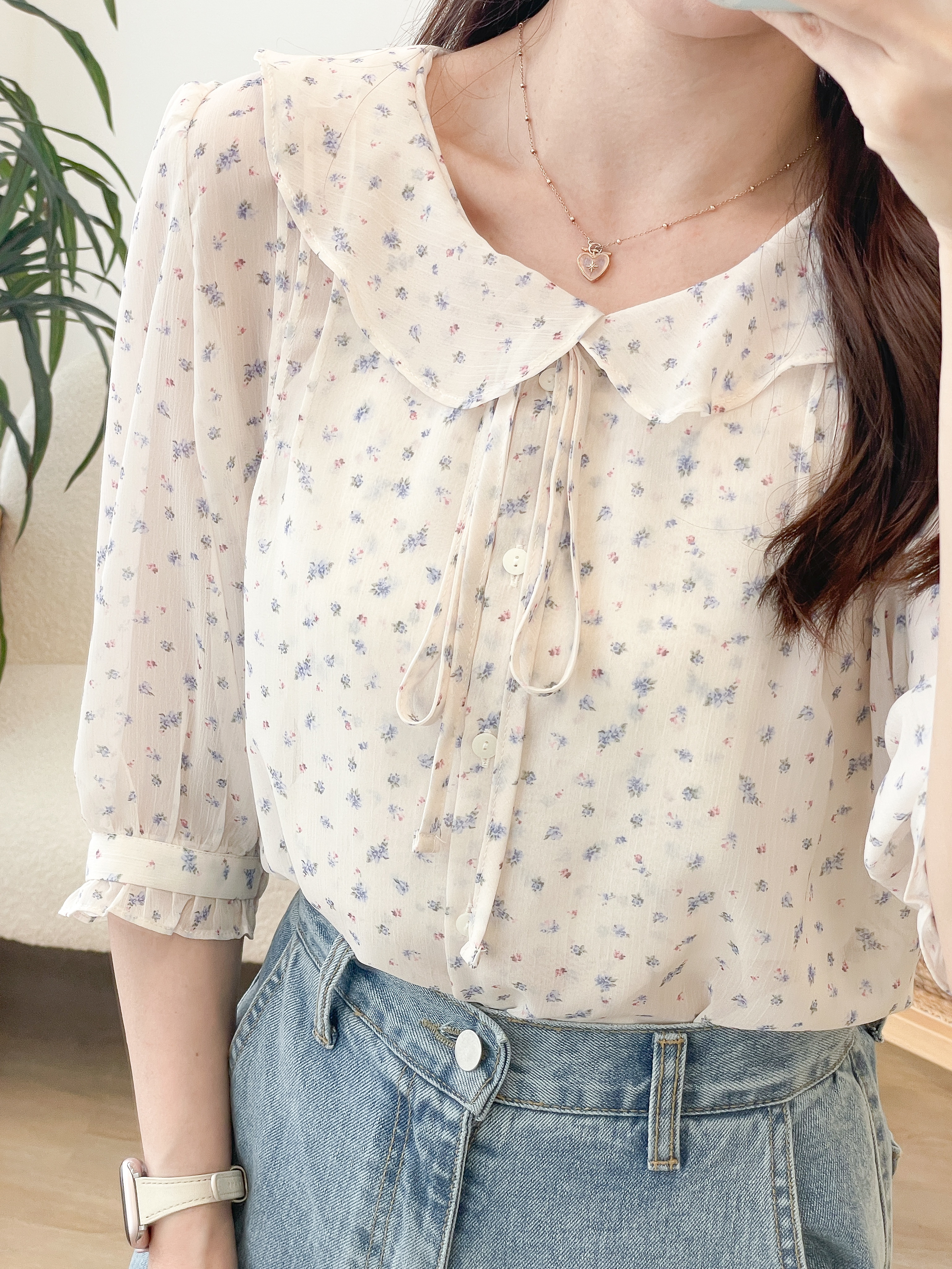 T1520 Chloé Retro Floral Blouse