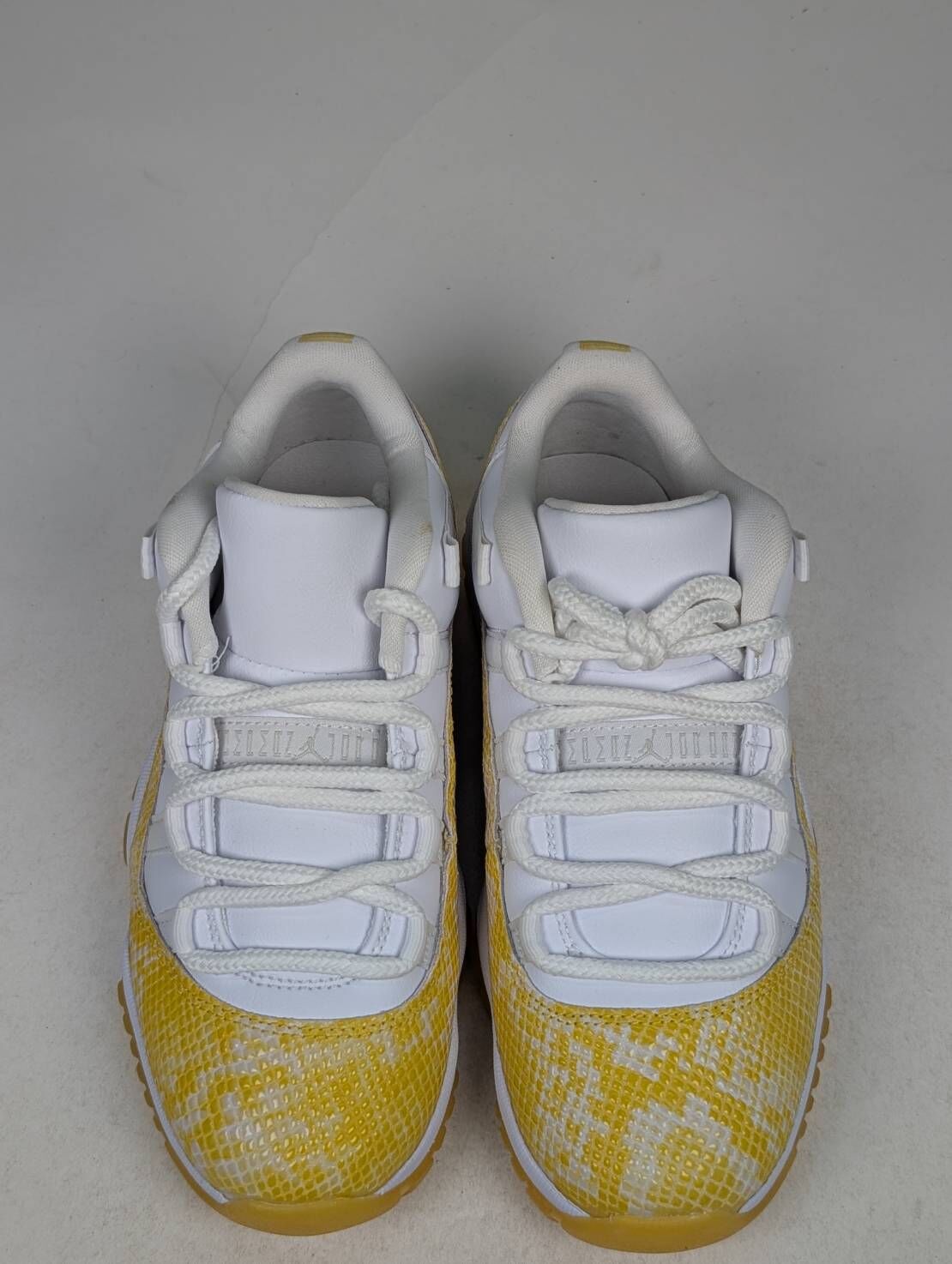 微瑕疵-右腳鞋面汙漬 AH7860-107 W6.5 Air Jordan 11 Low W "Yellow Snakeskin" 黃金蟒 蛇皮 女鞋 男女段