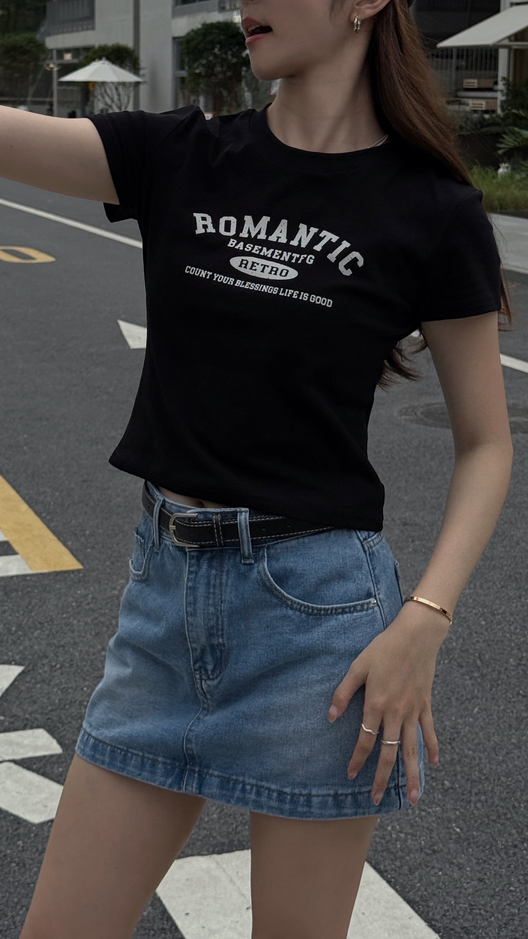 ROMANTIC 日常修身TEE（ 2 colors )