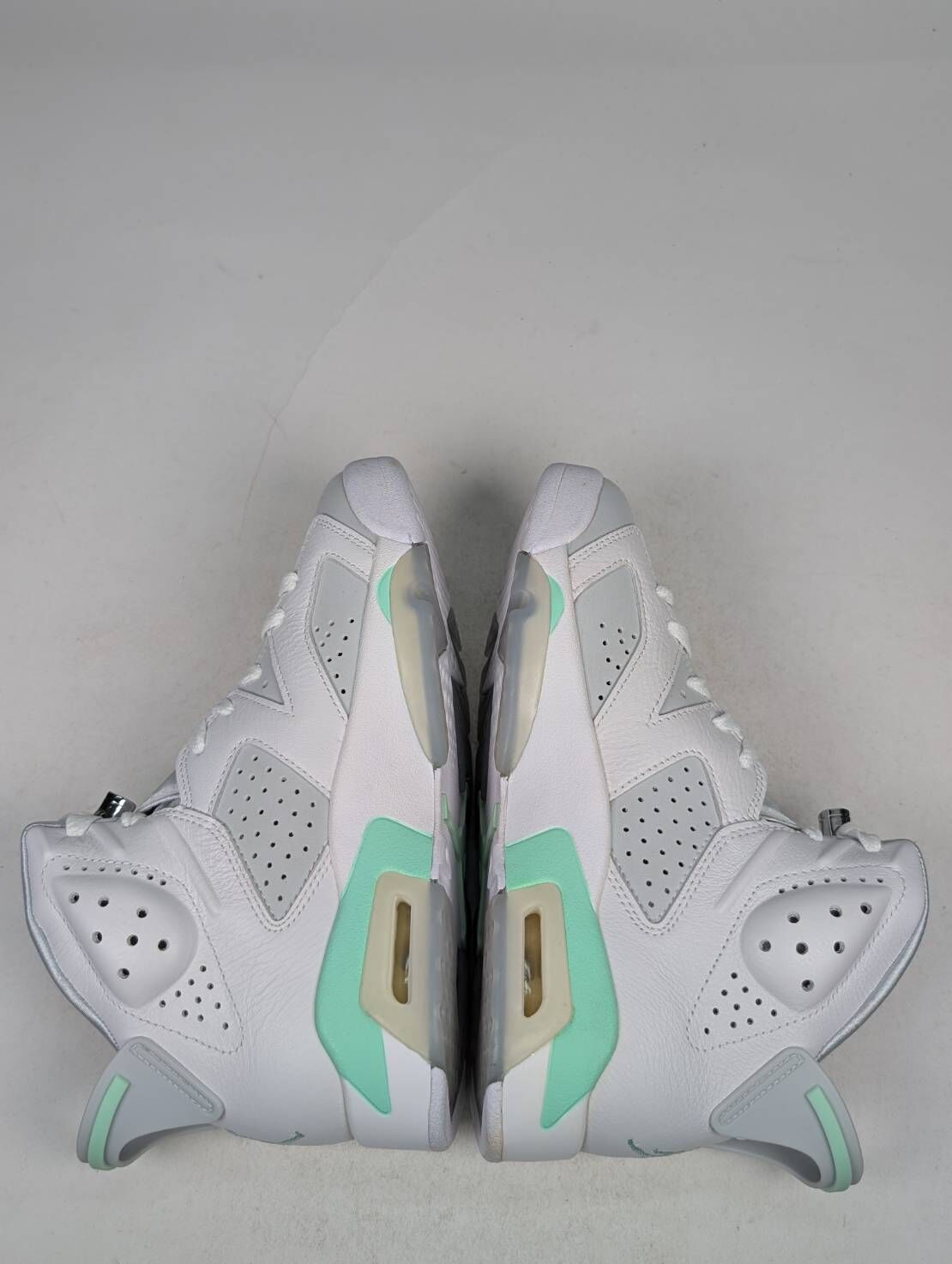微瑕疵-左右腳鞋面鞋底汙漬 DQ4914-103 W6.5 Air Jordan 6 WMNS " Mint Foam " 白綠 薄荷 女款
