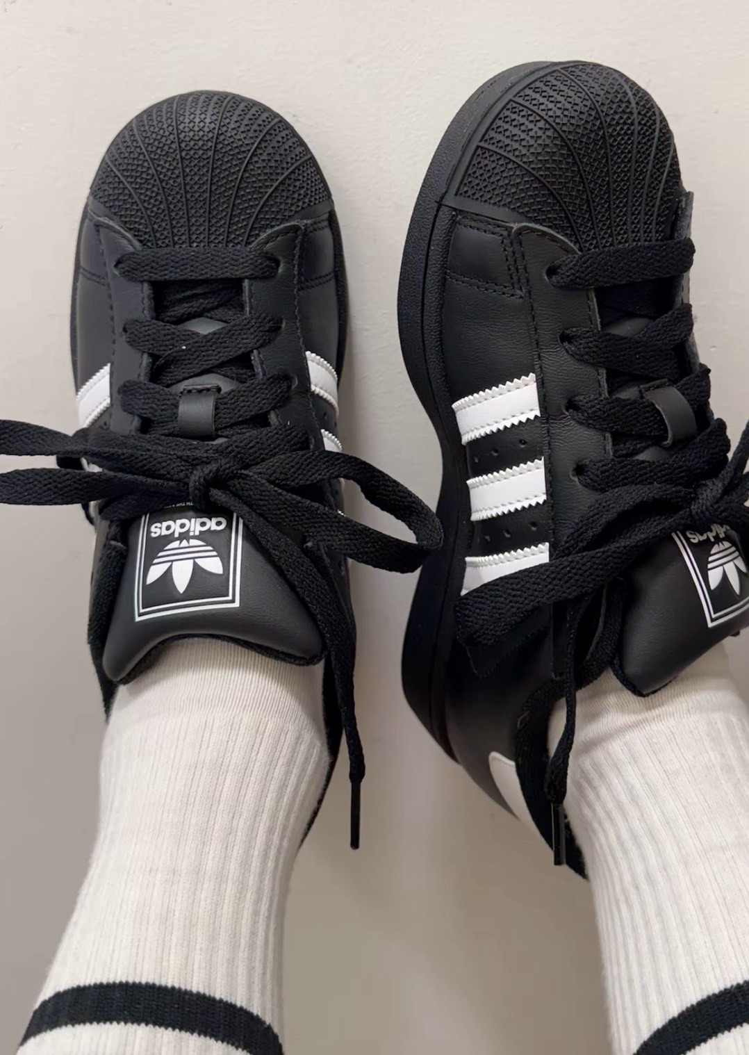 <經典國外下殺😲>Adidas Superstar 2.0 貝殼鞋 Jennie同款 (JI0079)