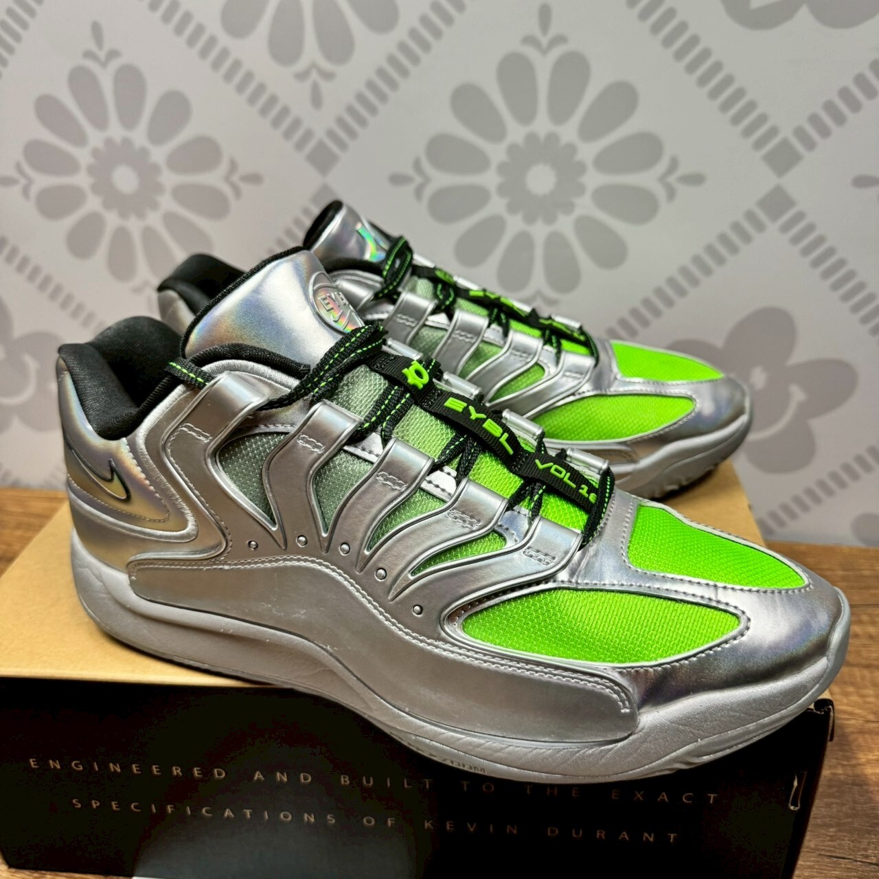現貨在店【二手商品 US11/29CM 】NIKE KD 18 EYBL 銀色 銀綠色 氣墊 緩震 實戰鞋【IF2518-001】WU