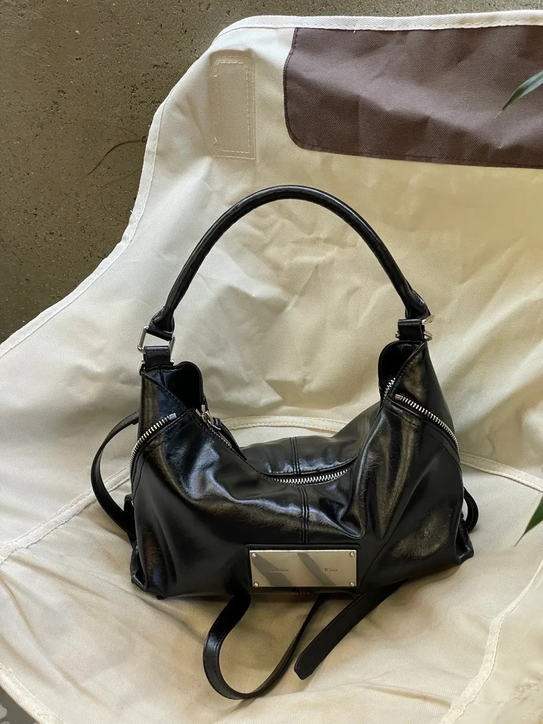 韓國 Matin Kim SIDE ZIPPER SHOULDER BAG 經典鐵牌 機車托特包