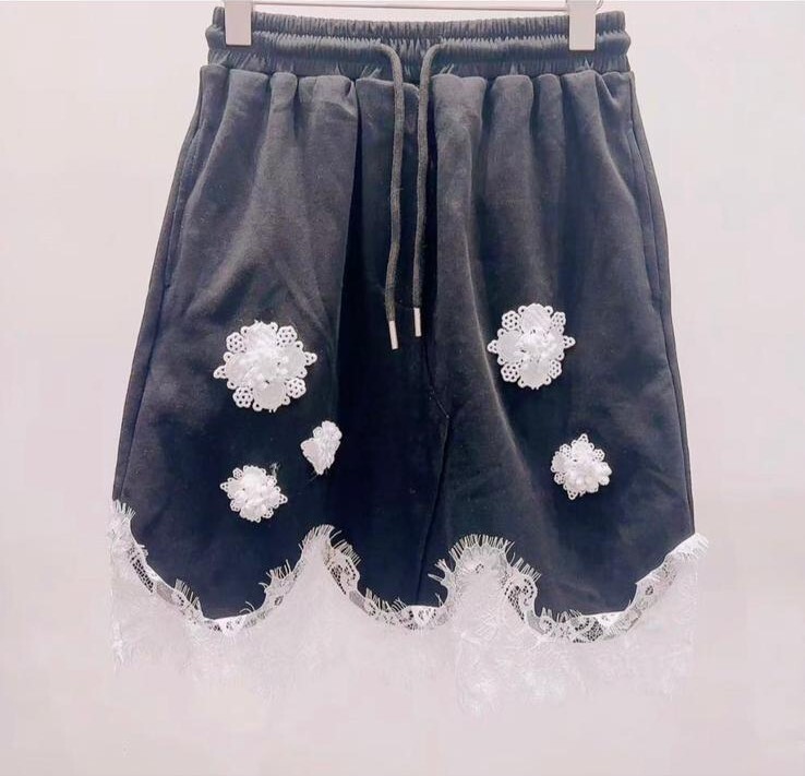 AW75  下身 腰26-45 HIP40 長21 $559 (一口價)