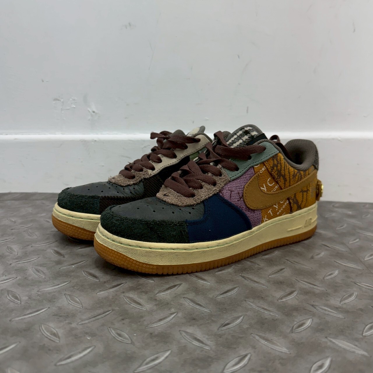 TRAVIS SCOTT × NIKE AIR FORCE 1 LOW CACTUS JACK SIZE 23.5CM