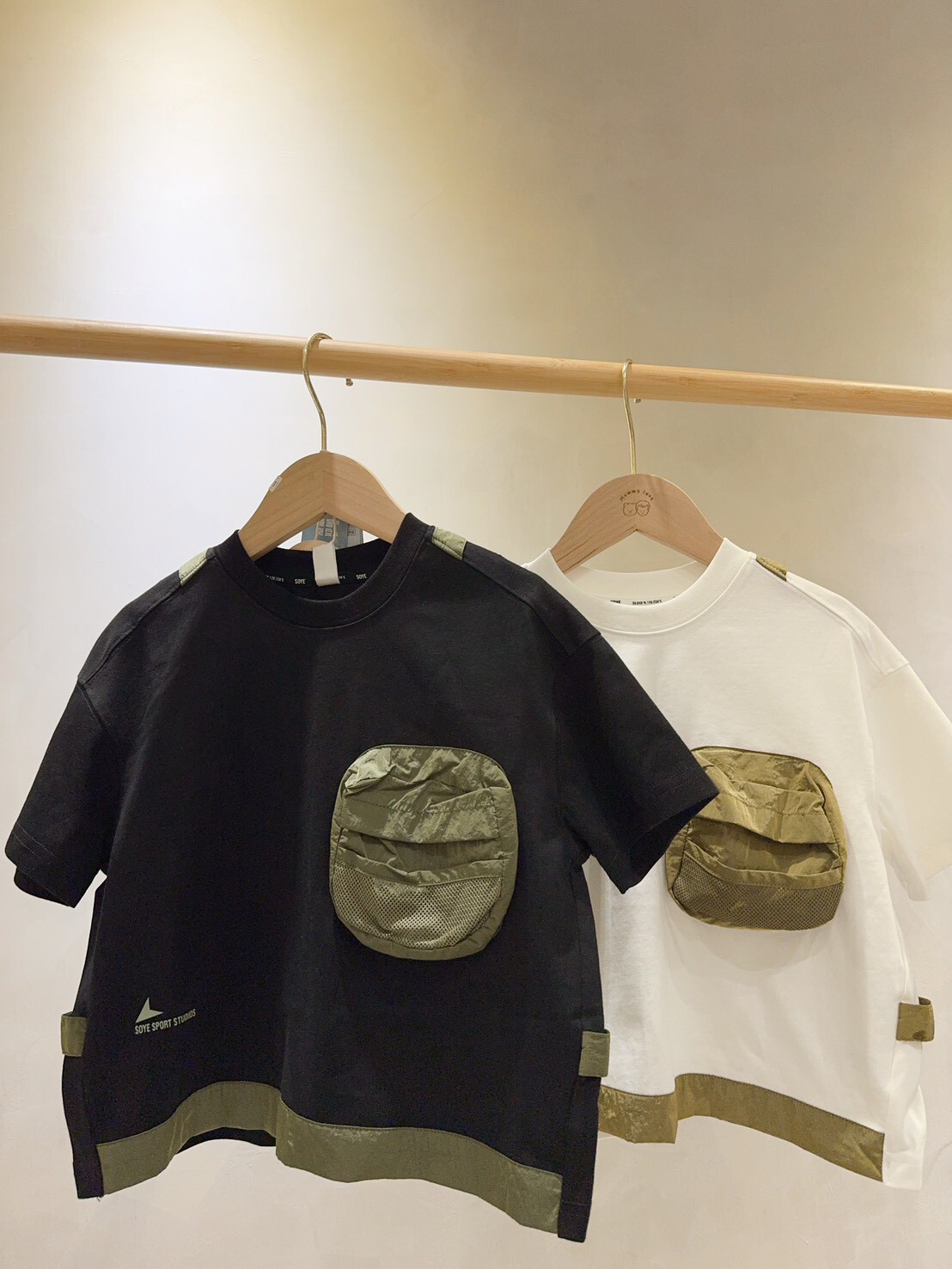 BA15登山家 立體口袋背後假吊帶拼接上衣