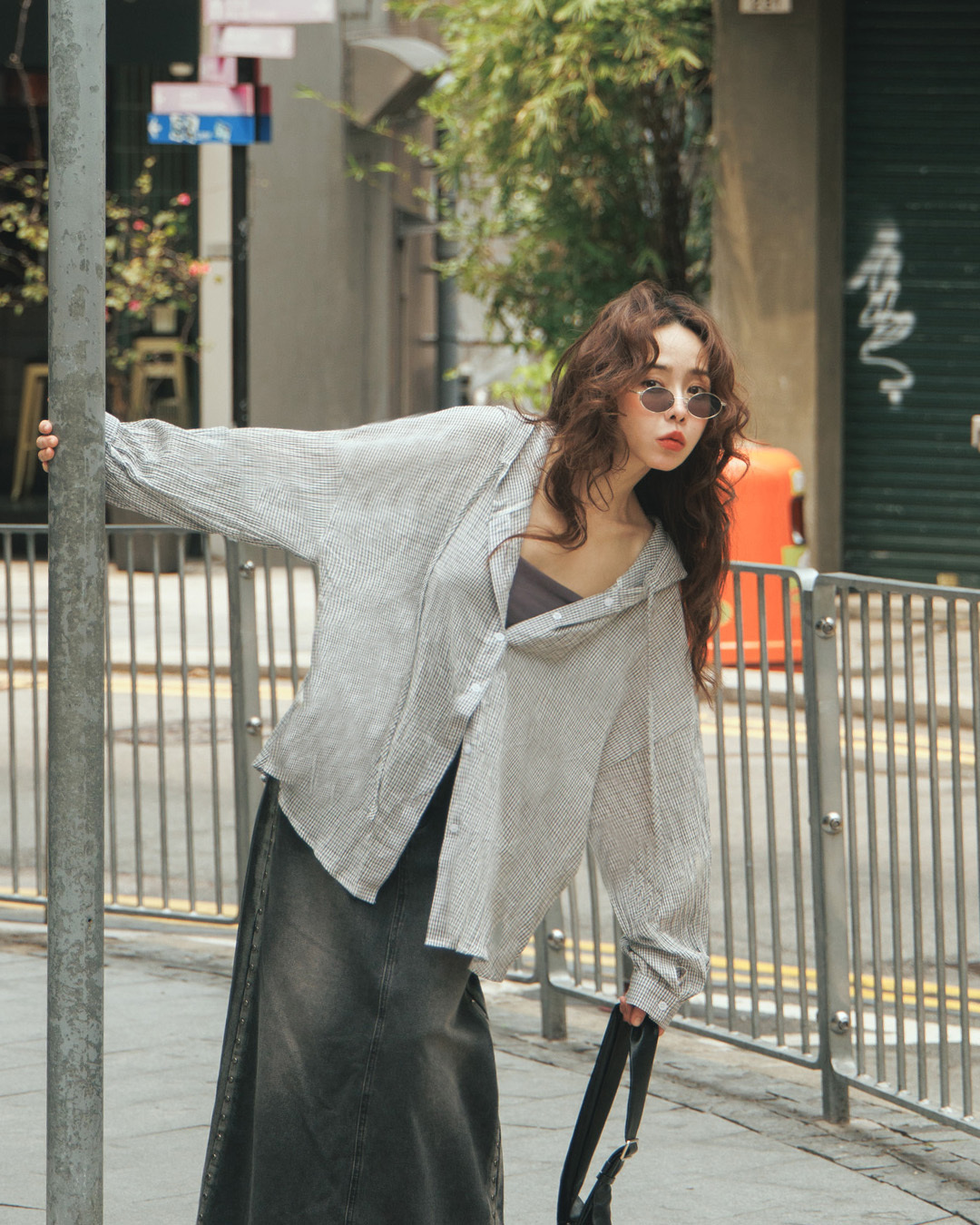 Plaid button-down hooded tie-up long-sleeved top, available in two colors.【01099749】in stock+pre-order