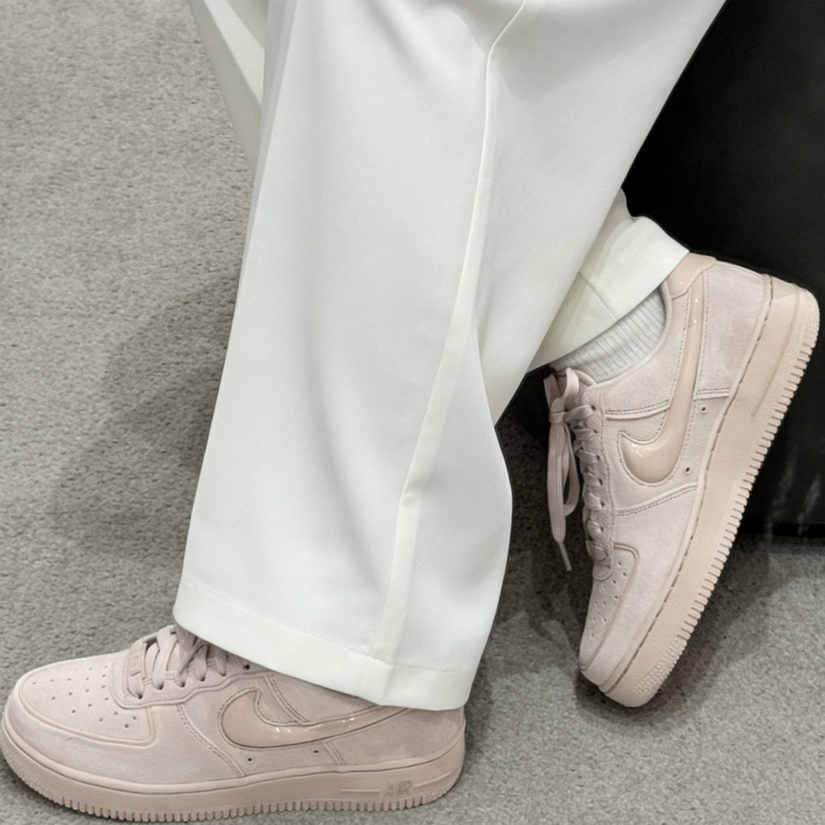 NIKE AIR FORCE 1 櫻花粉 淡粉 麂皮 泡泡勾 空軍一號 休閒鞋 女鞋 HV4406-601