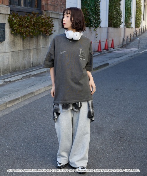 日本🇯🇵連線 MONO-MART x MLB 復古刺繡水洗作舊風隊徽短袖T恤 寬鬆 落肩 oversized 短袖 T恤 6款(任買兩件711免運)/預購