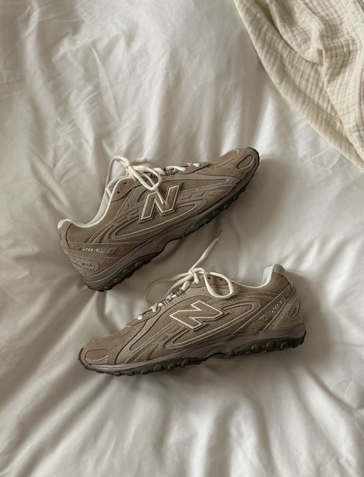 New Balance 204L 咖啡色 褐色 德訓鞋 薄底鞋 張員瑛同款 男女款 U204LMMA/預購