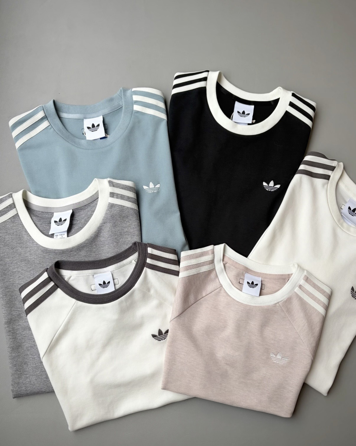 ADIDAS 莫蘭迪色系 低飽和 三葉草 滾邊 線條 短版 短T 短袖 長袖 / 預購