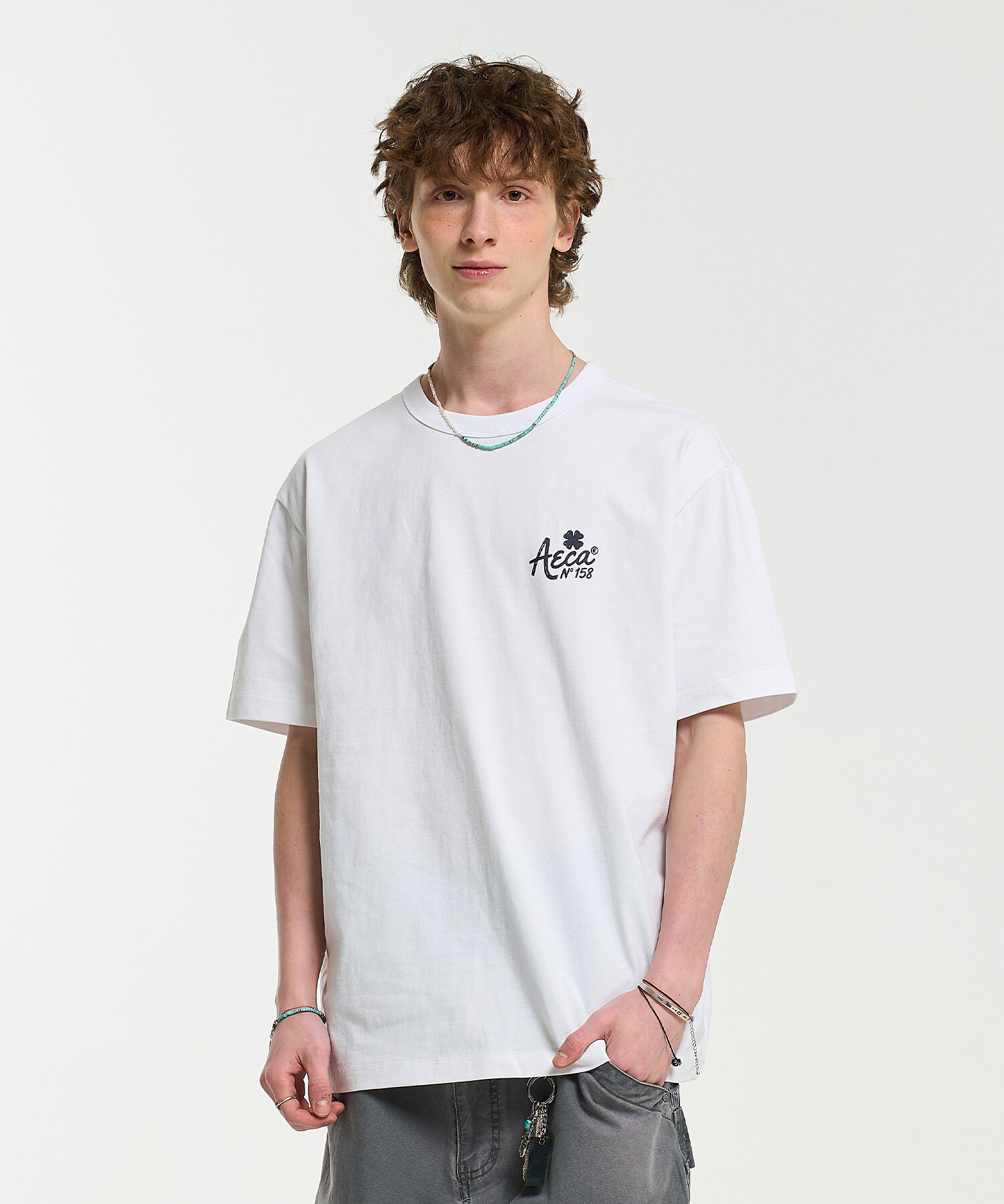 AECA LUCKY CLOVER LOGO GRAPHIC HALF SLEEVE TEE WHITE AW2602TS07WH