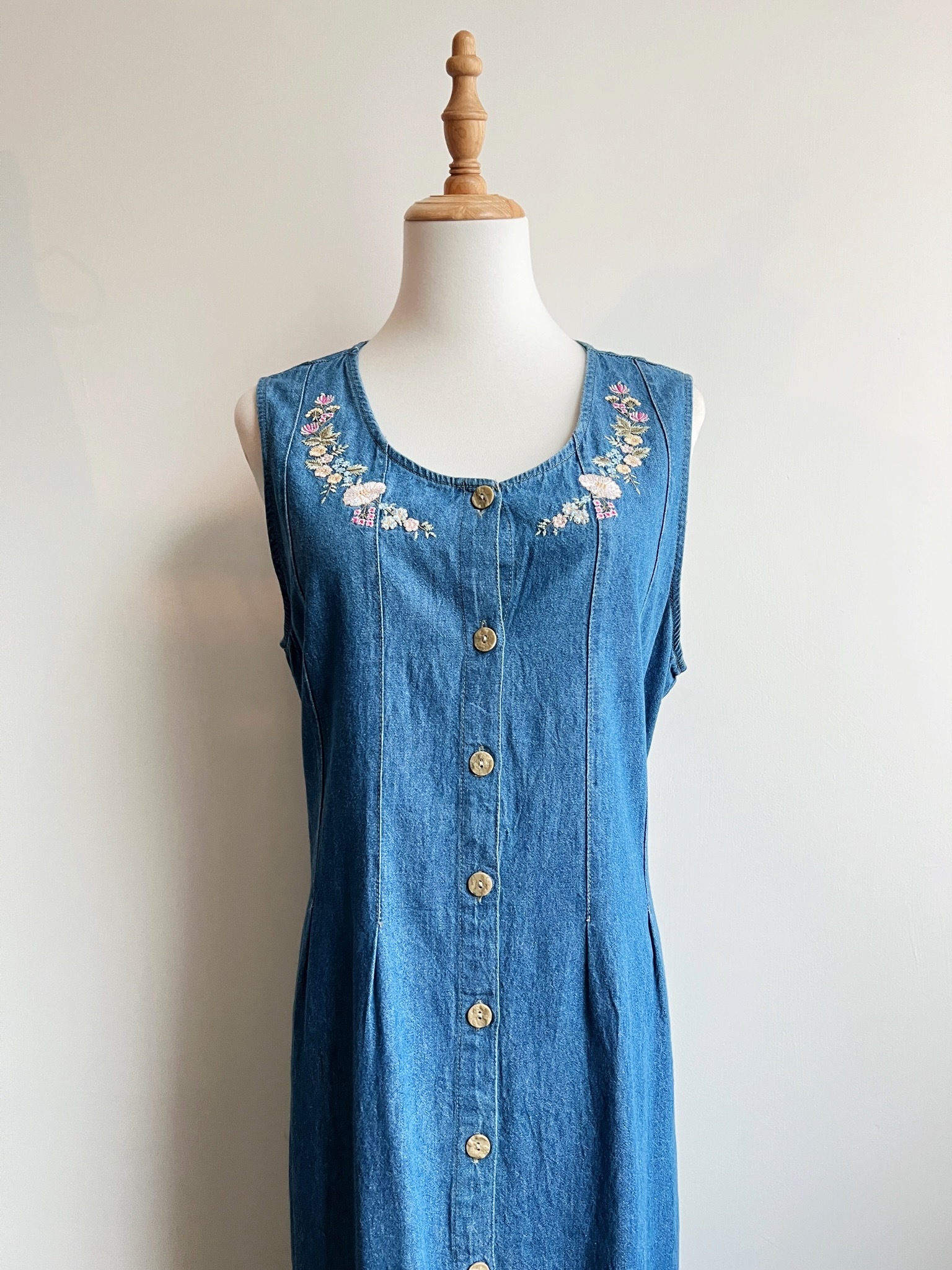 夏日花邊刺繡牛仔背心裙