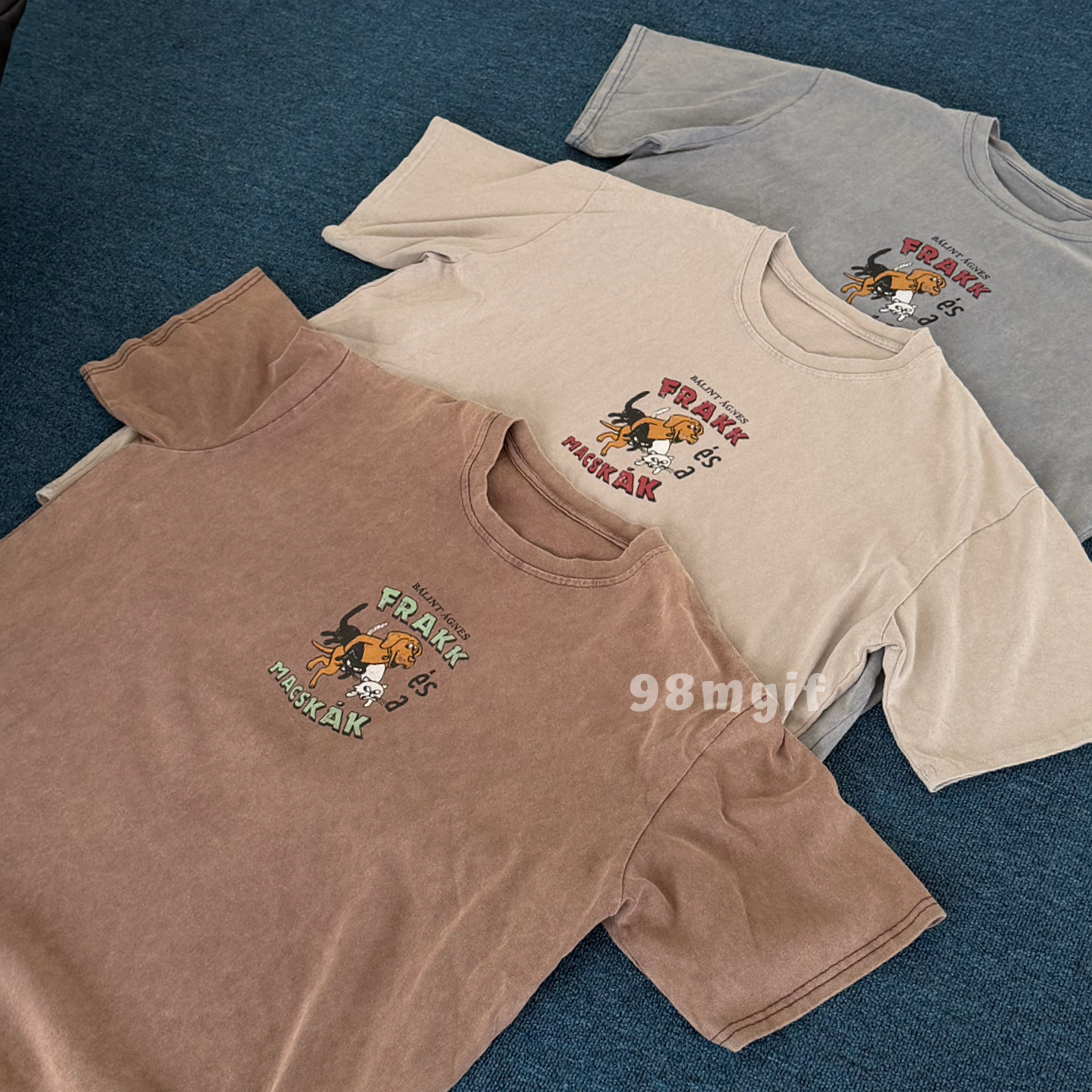 M08  狗狗抱貓咪水洗tee (男款）