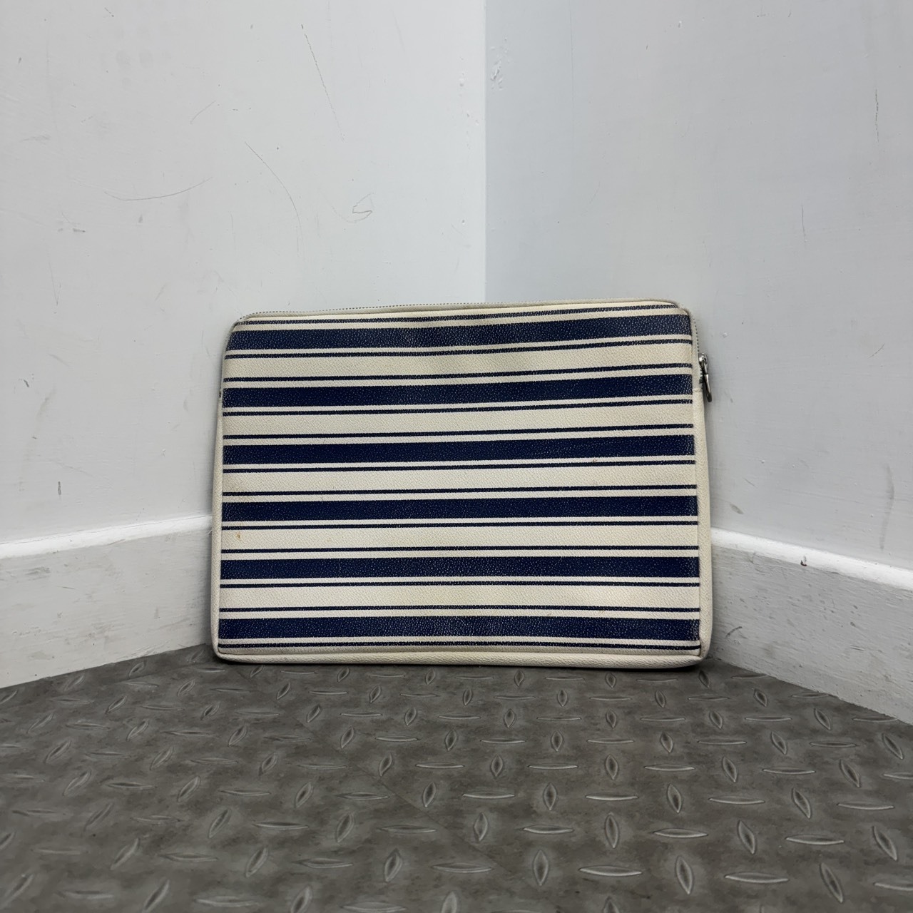 The POOL aoyama computer bag