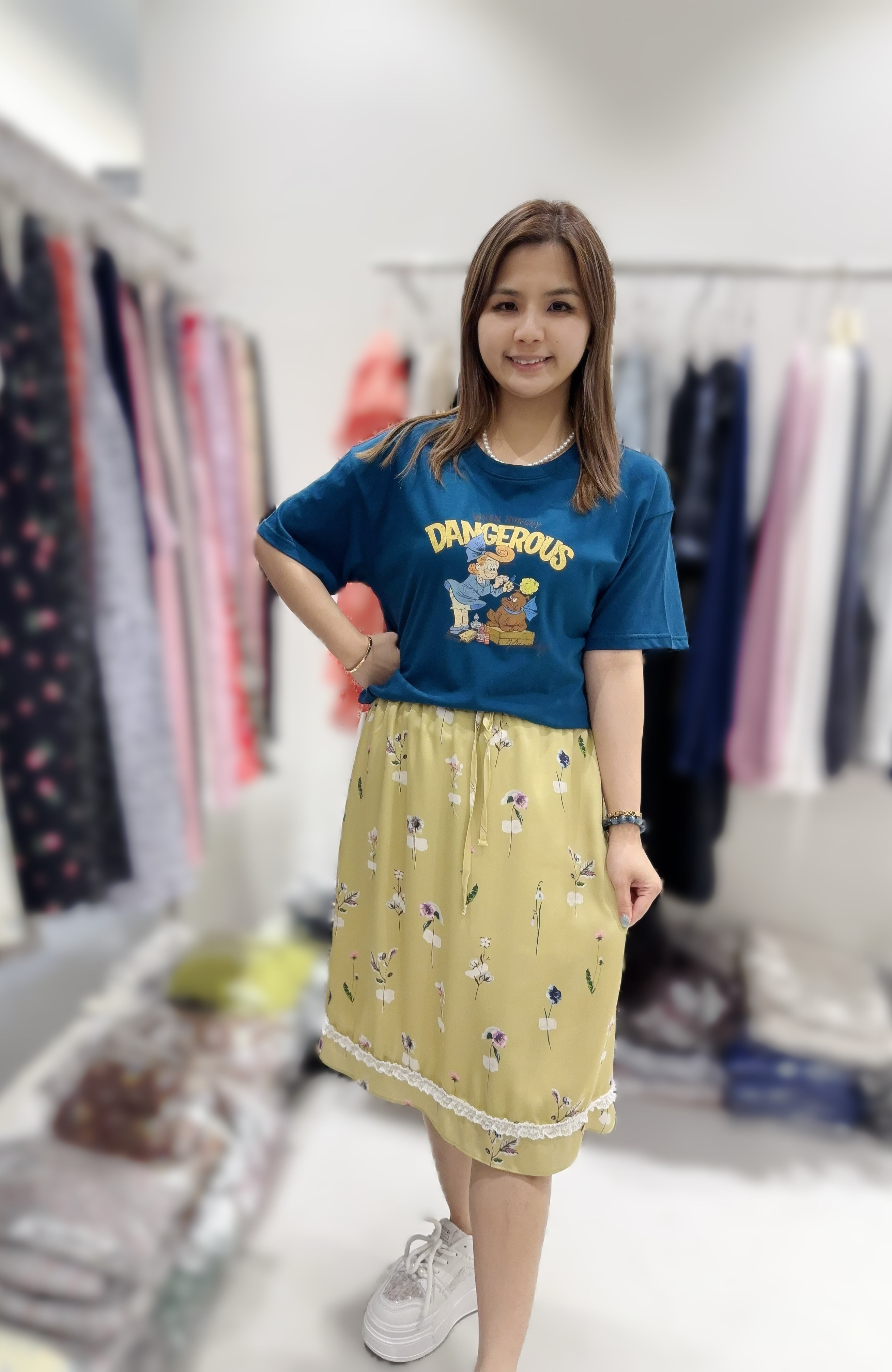 CM02  下身裙 腰25-40 HIP46 長23 $509 (一口價)