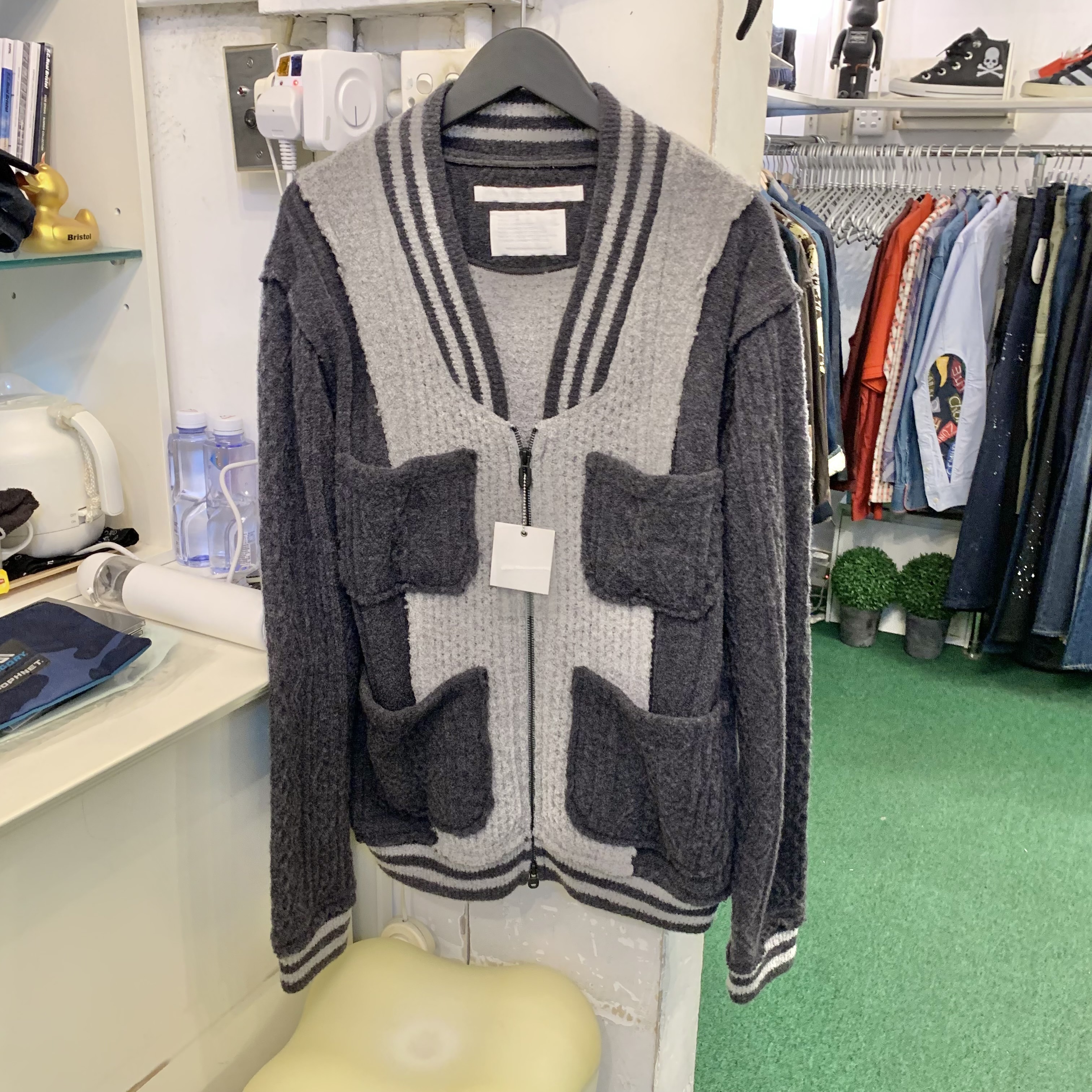 LAST SALE : WHITE MOUNTAINEERING CHARCOAL/GRAY PARTTEN WOOL KNIT CARDIGAN - SIZE 2 IN STOCK NOW (現貨發售中)