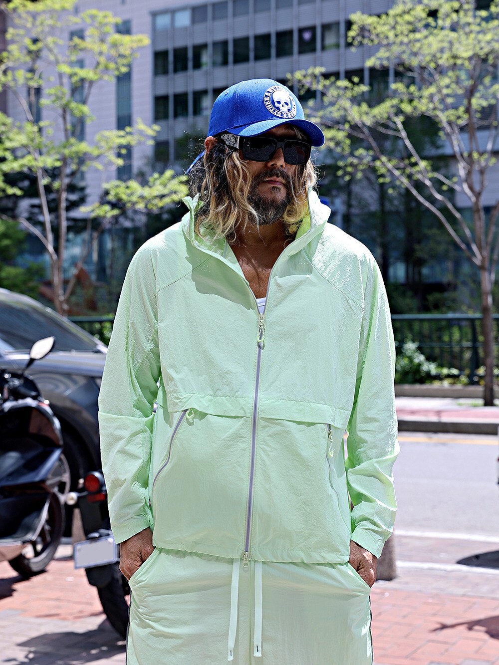 Reflective windproof jacket and shorts set