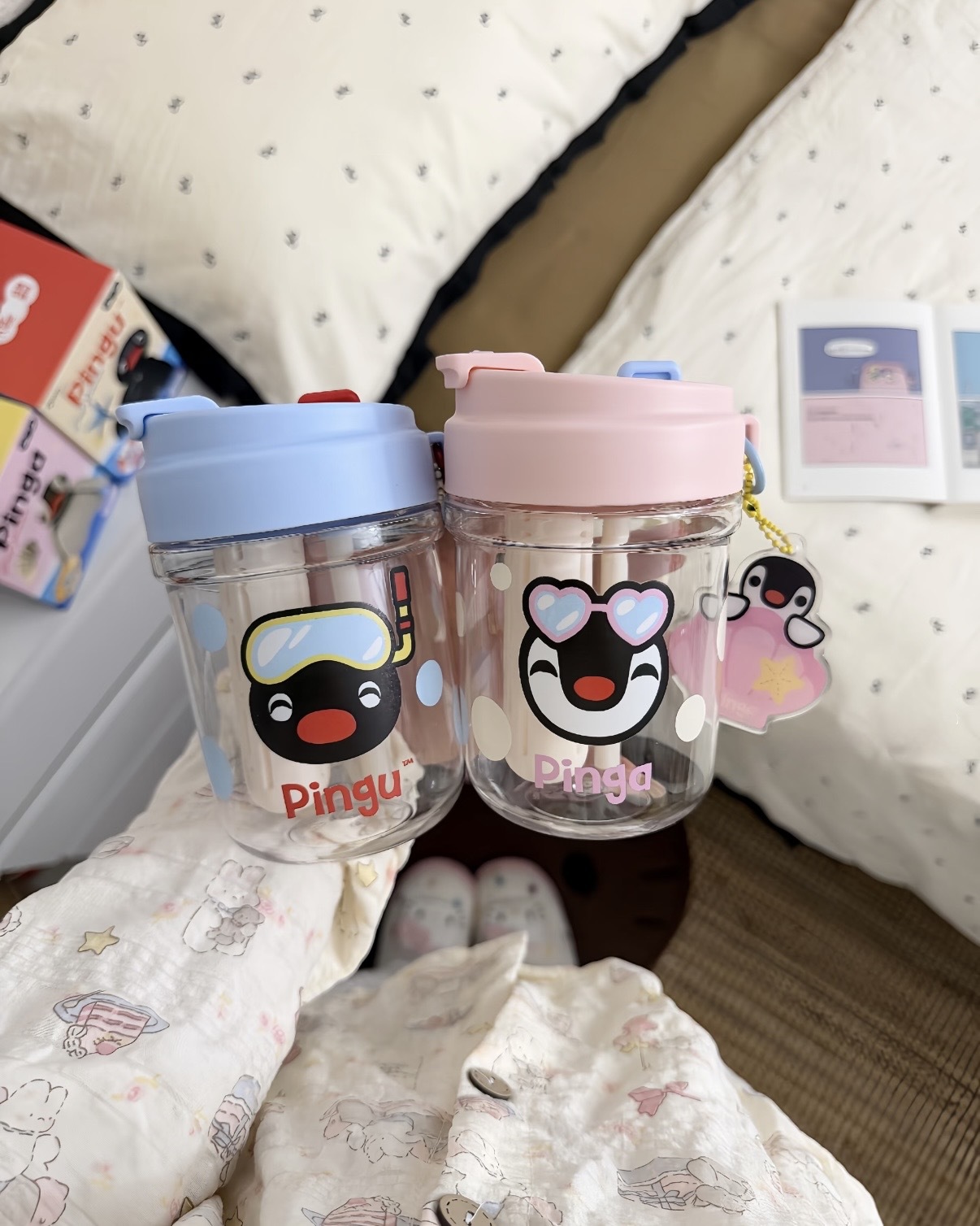 PINGU 企鵝家族 夏日吸管杯 水杯 提繩 雙飲口 獨立茶漏 官方正版授權 / 預購