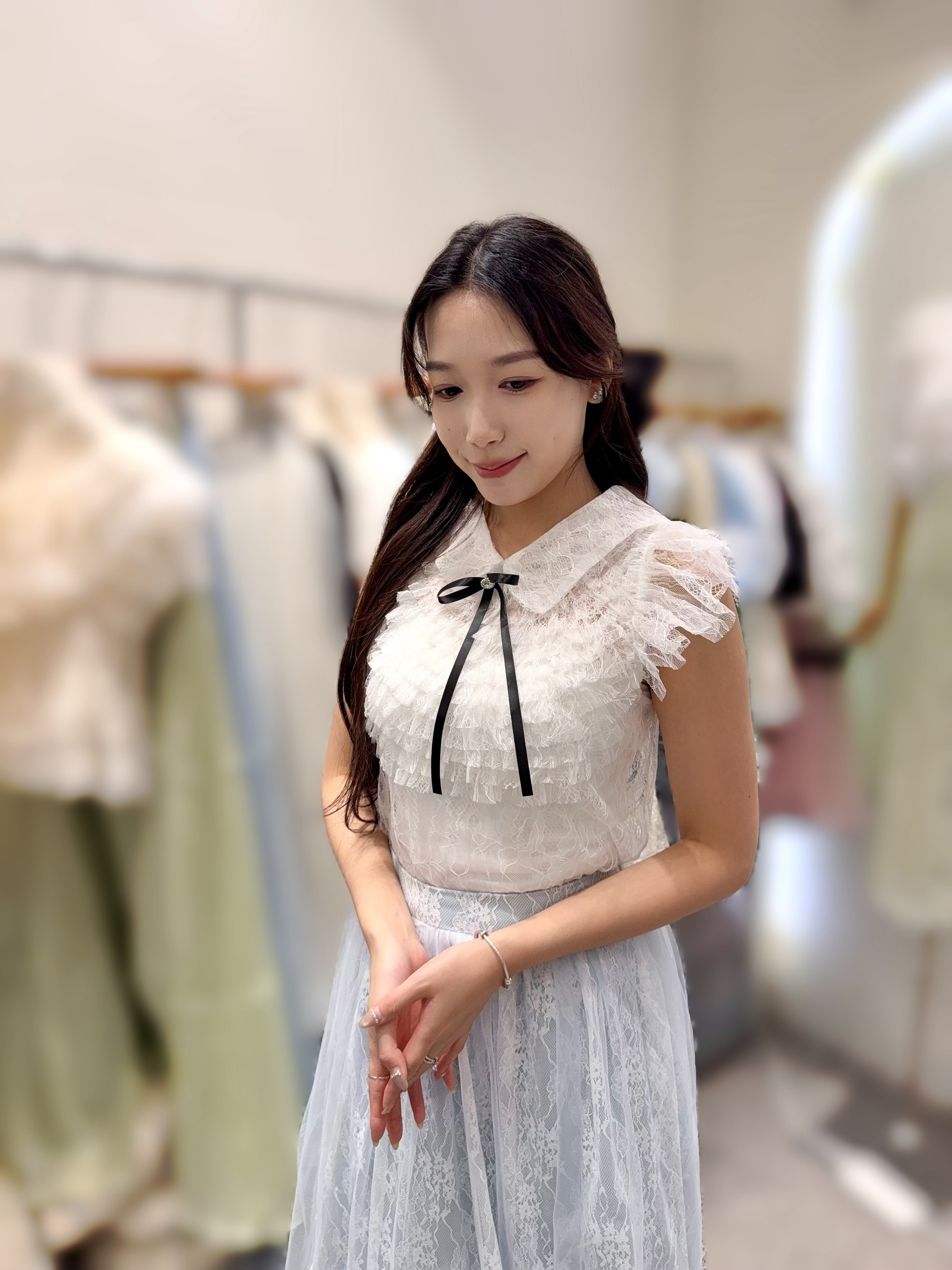AW53 胸40 長21.5 $549 (一口價)