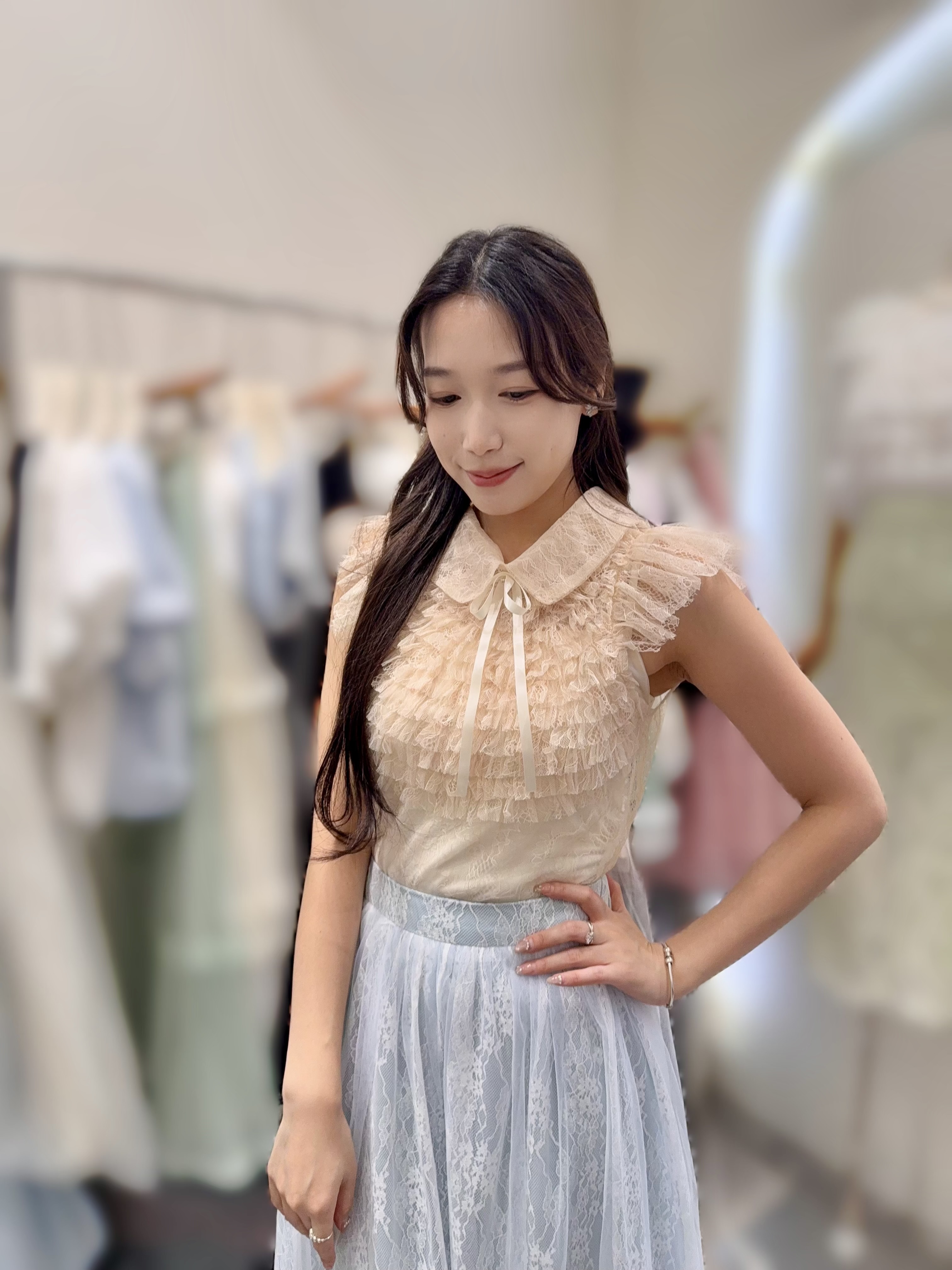 AW53 胸40 長21.5 $549 (一口價)