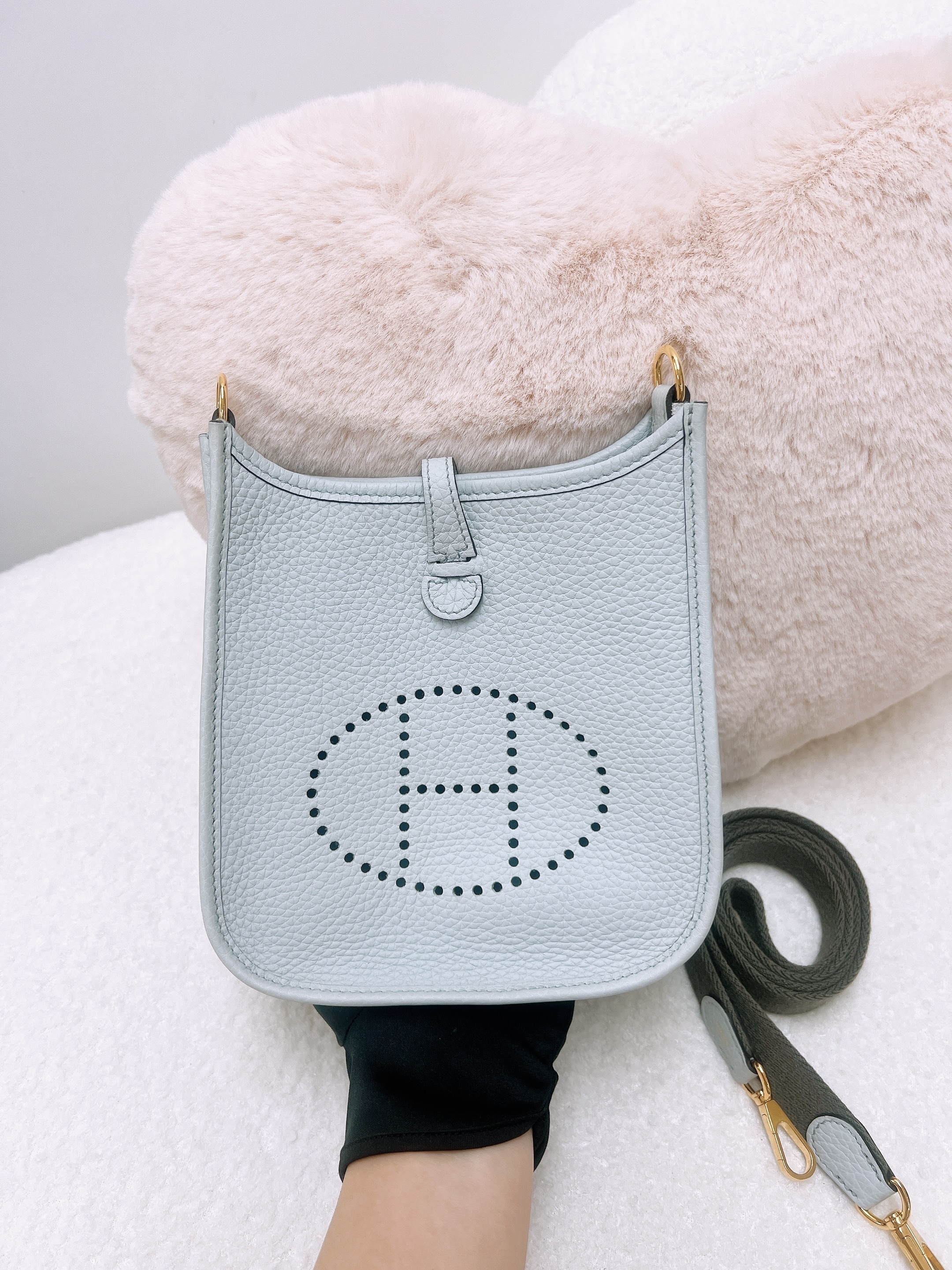 Hermes mini evelyne (bleu pale/ GHW/ stamp Z)