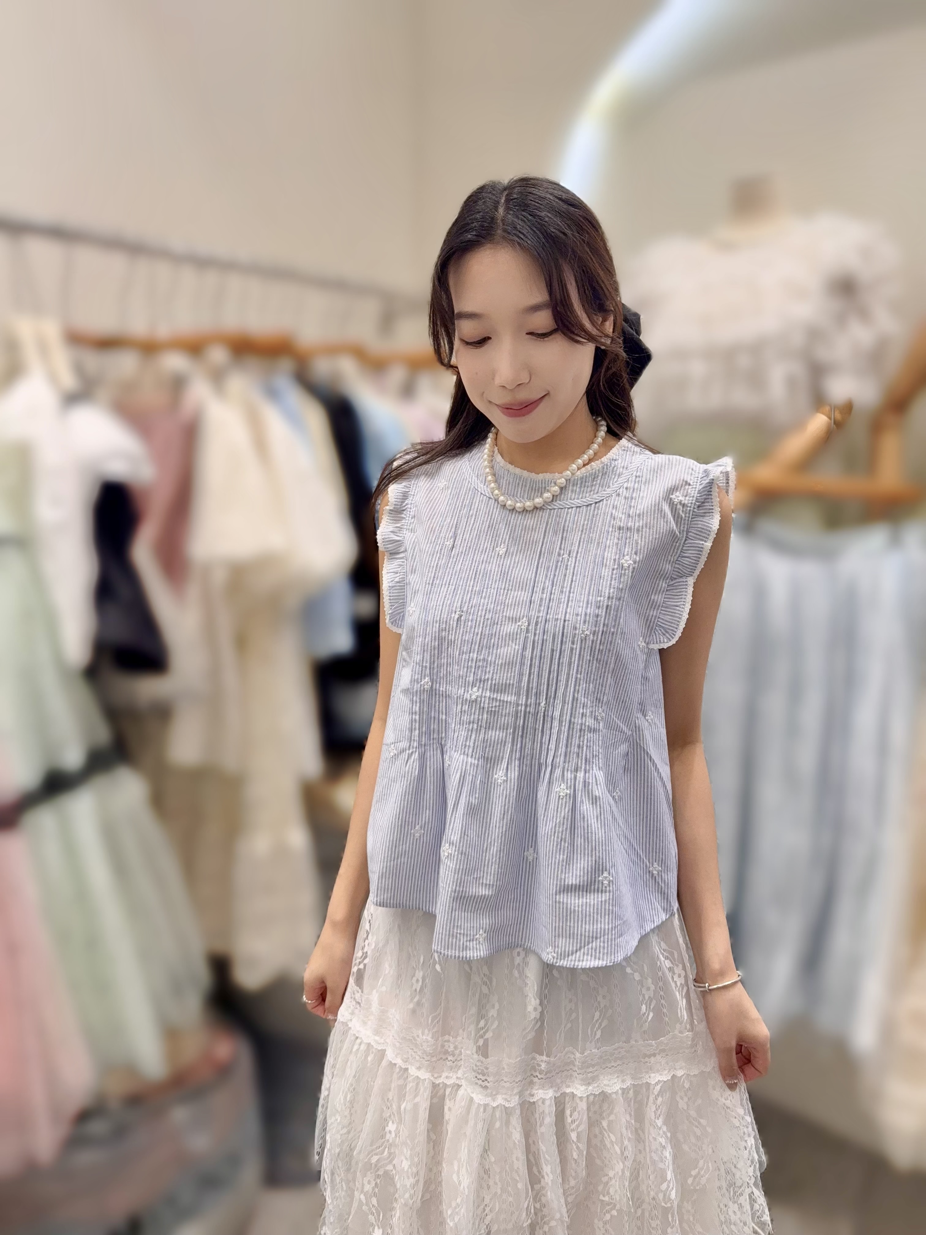AW56 胸44 長21 $499 (一口價)
