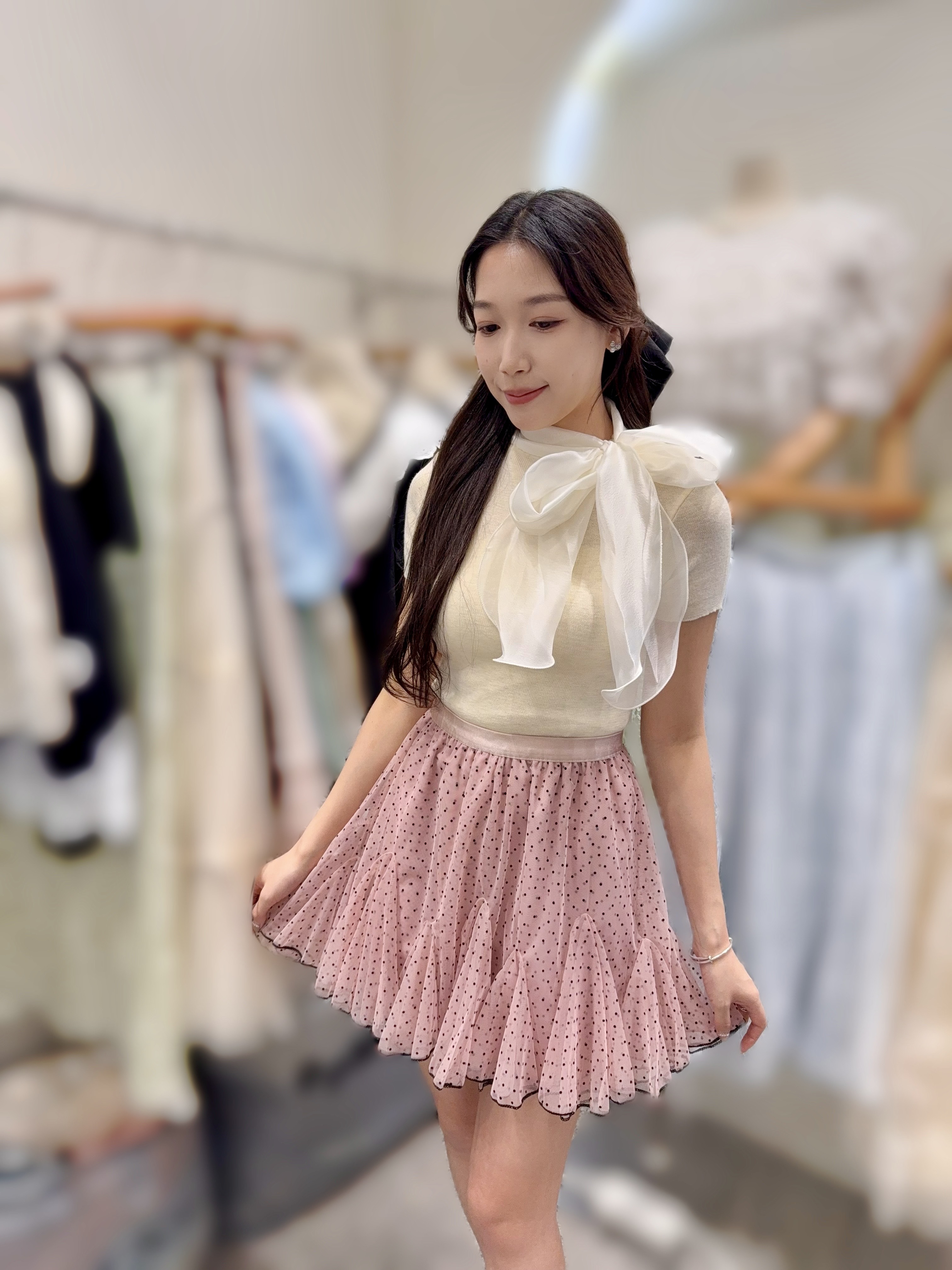 AW54 胸32-50 長23 $469 (一口價)