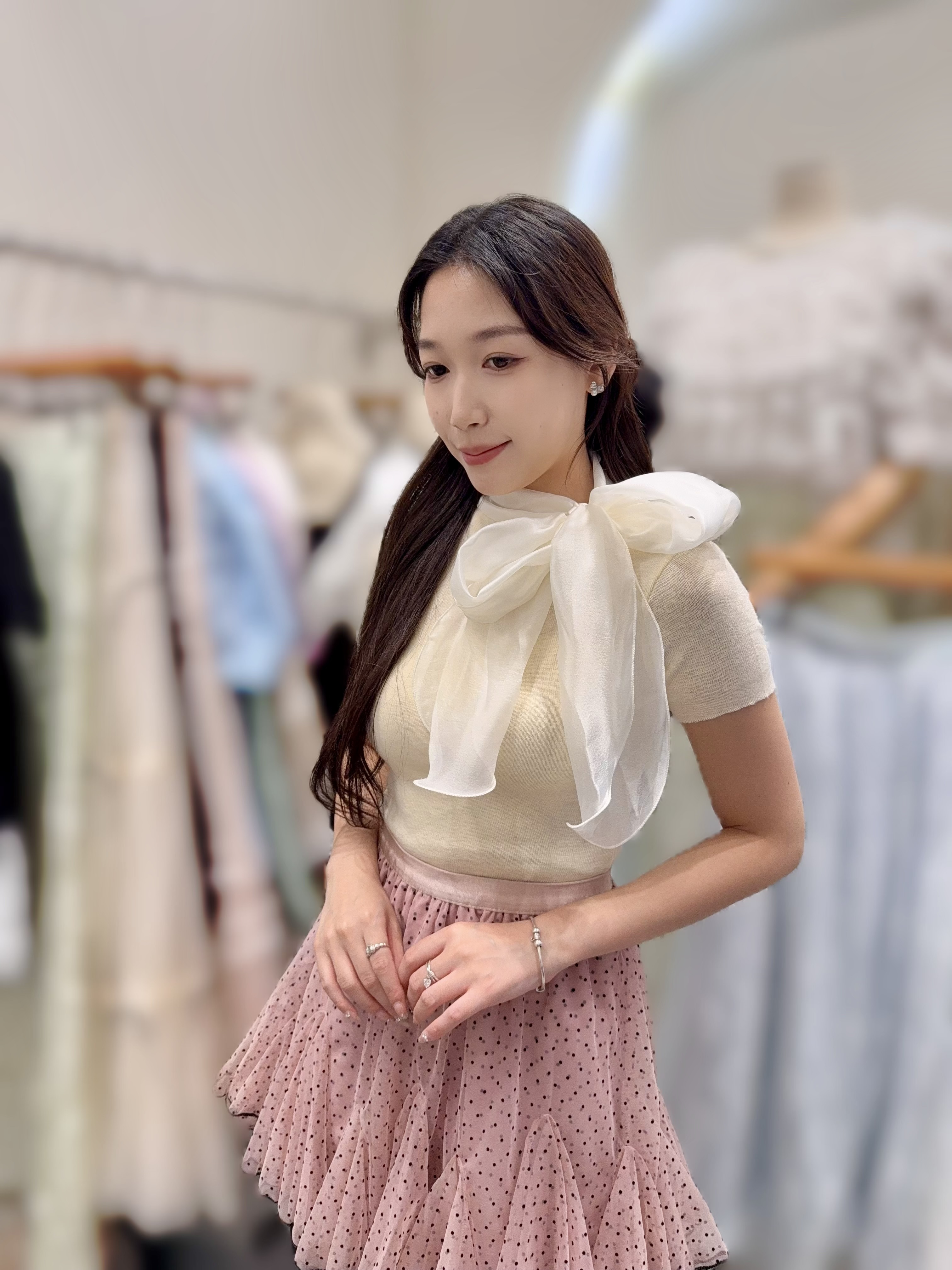 AW54 胸32-50 長23 $469 (一口價)