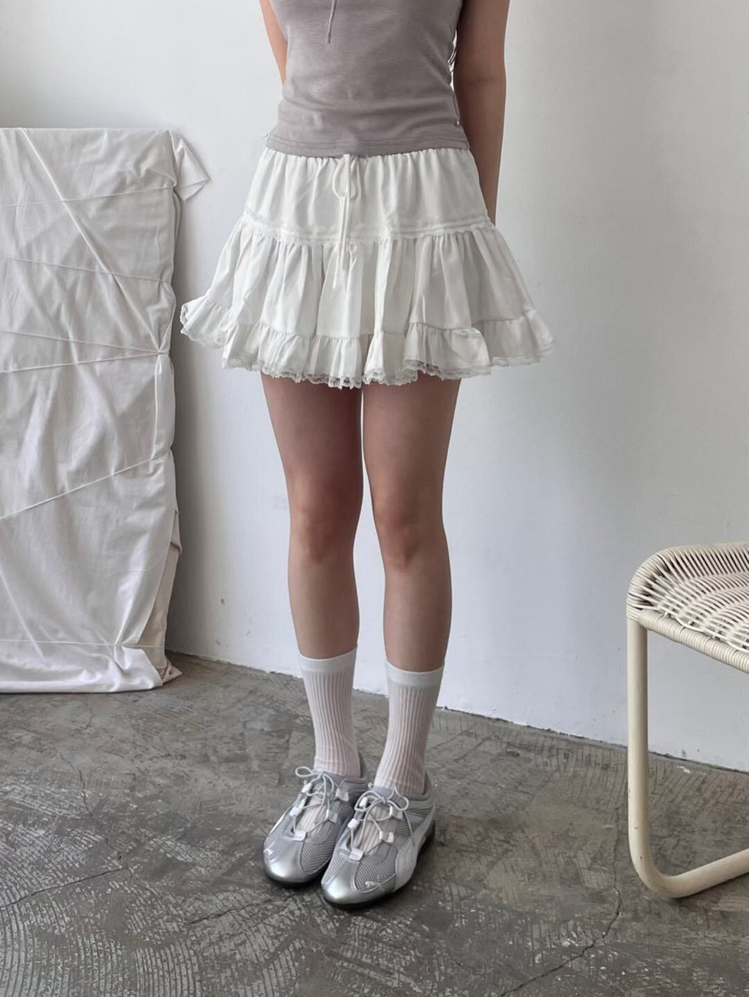 傘蕾絲綁帶短裙